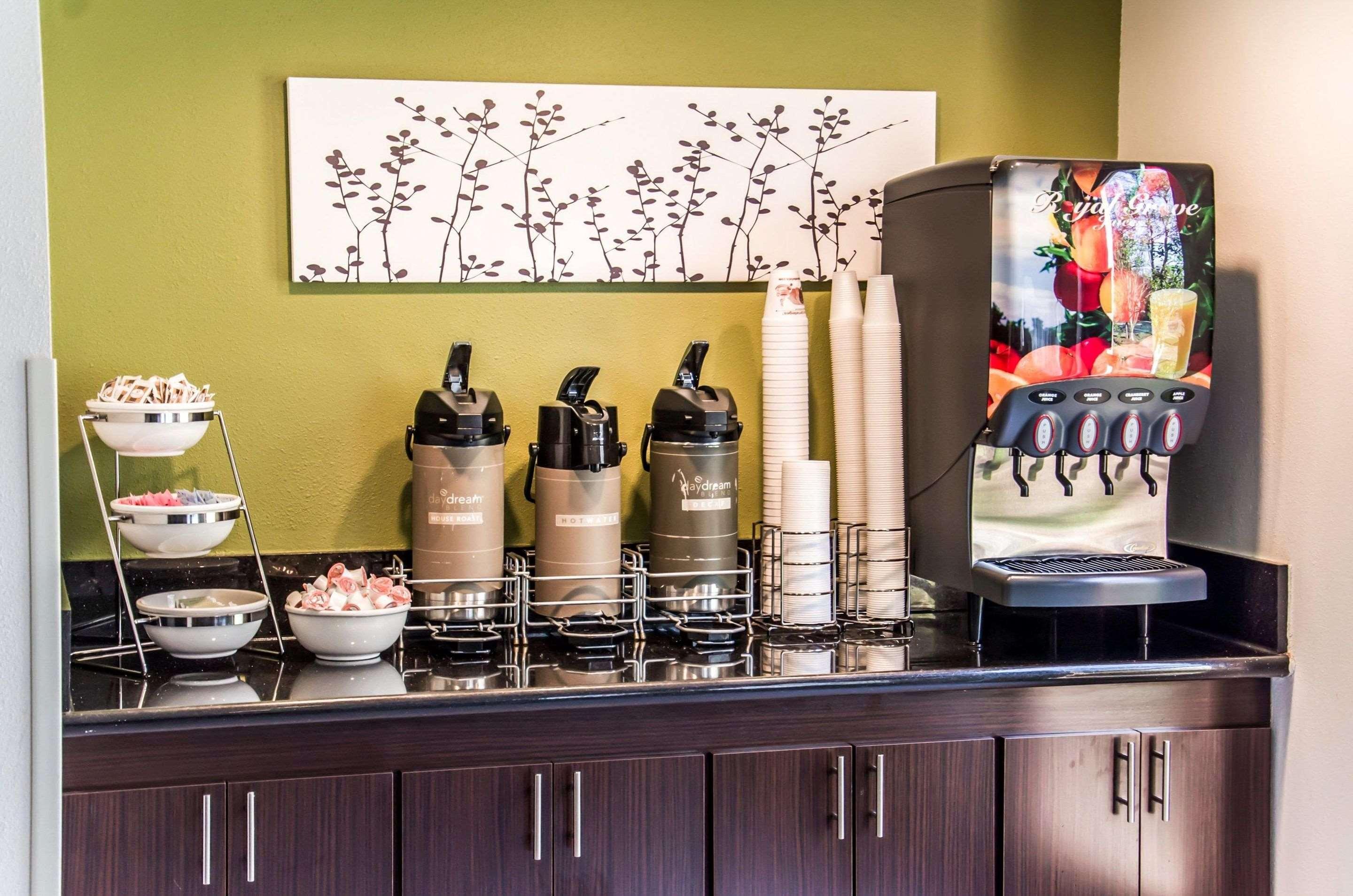 Restaurant Sleep Inn Airport - Billy Graham Parkway