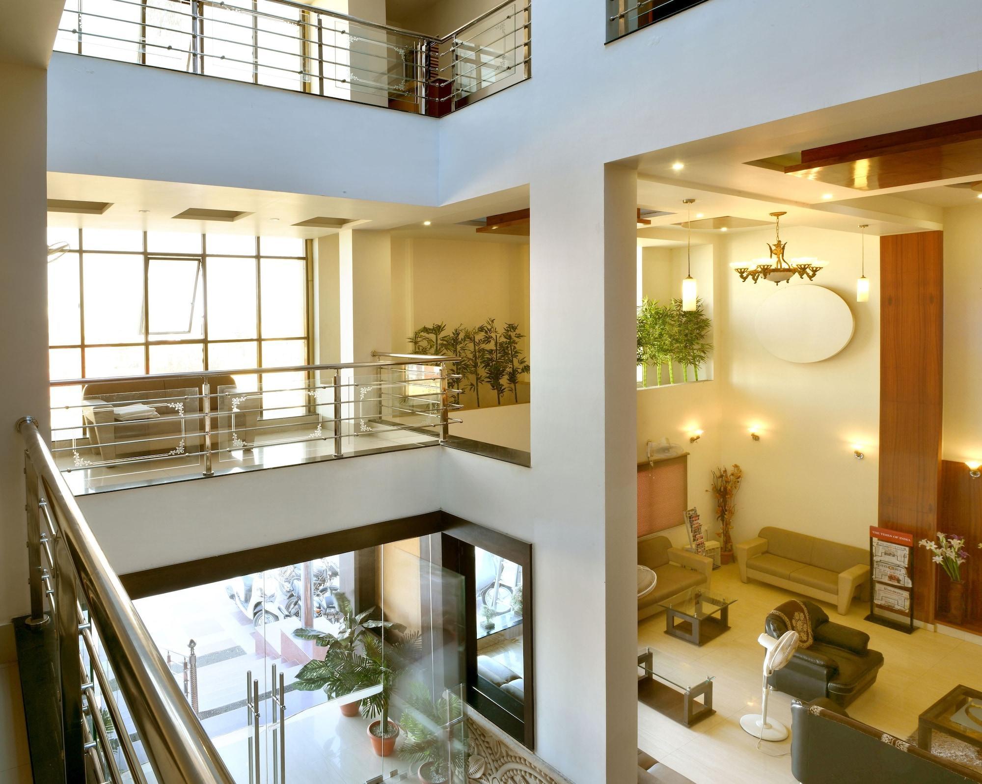 Vista Lobby The Dwarika Hotel