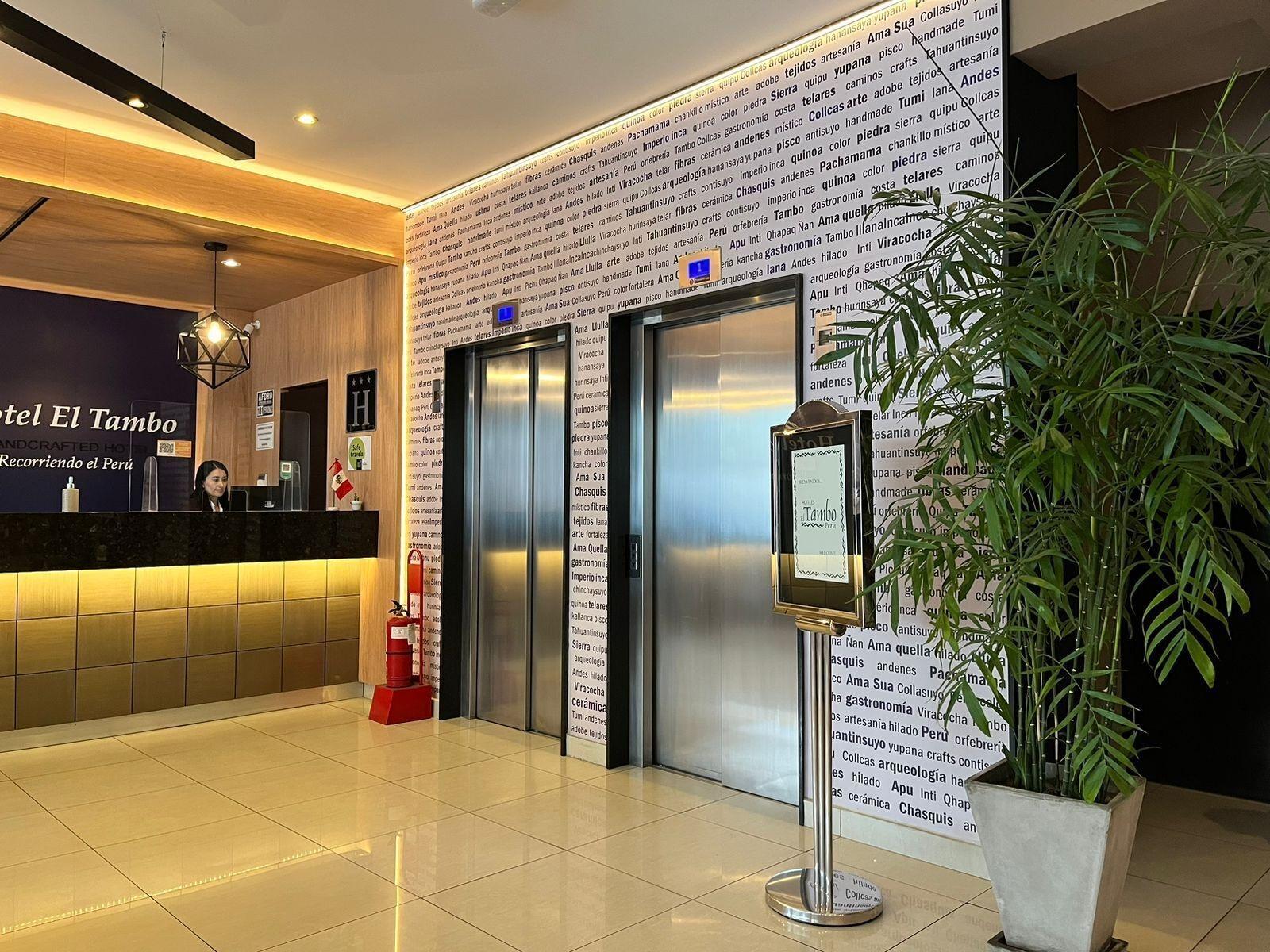 Vista Lobby Hotel El Tambo 2