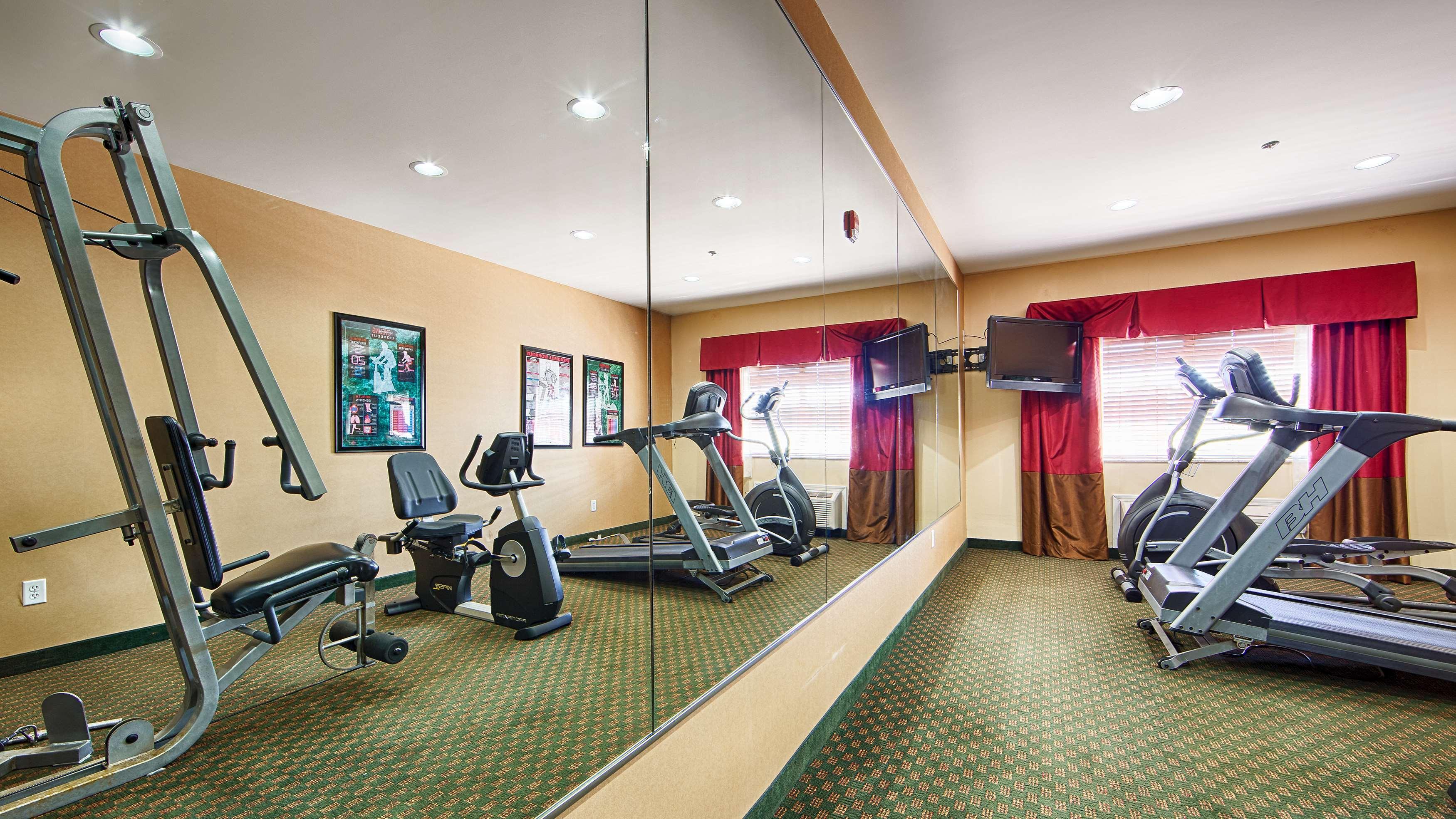 Gimnasio Best Western Plus Olive Branch Hotel & Suites