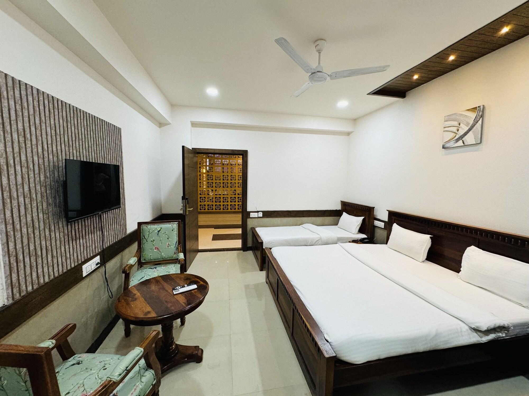 Equipamiento de Habitación Hotel Tirth by Sonu Cafe
