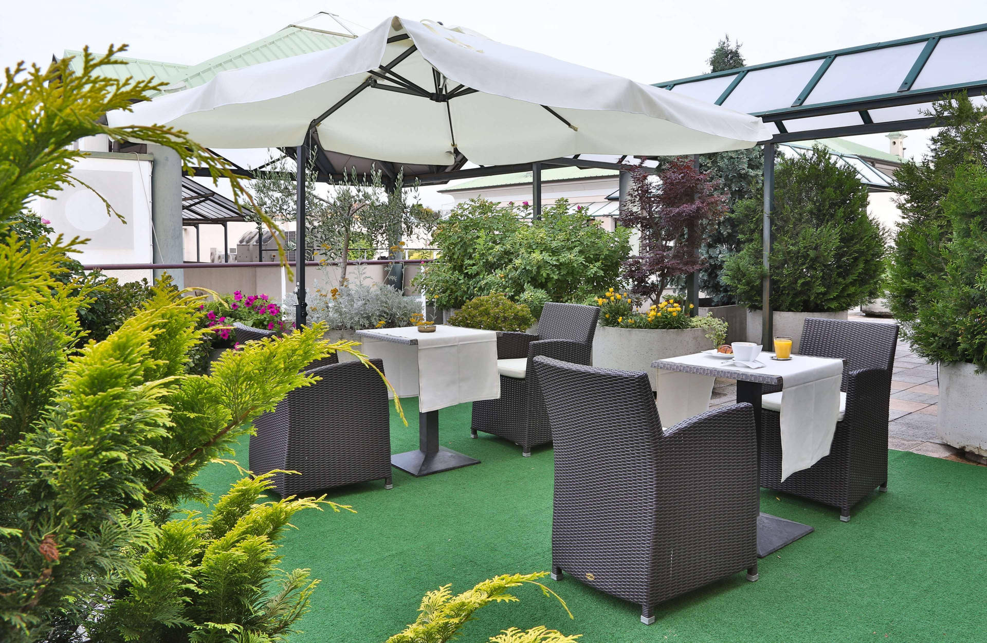 Vista Exterior Best Western Hotel Solaf