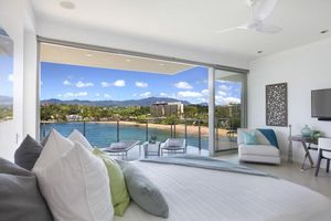 Alquiler Vacacional - Spectacular Oceanfront Penthouse, AC, Sleeps 6