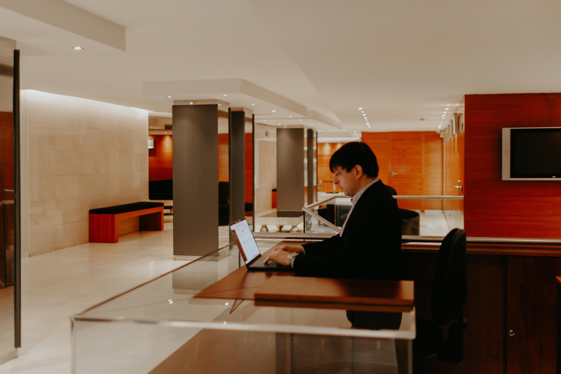 Vista Lobby Acevi Villarroel