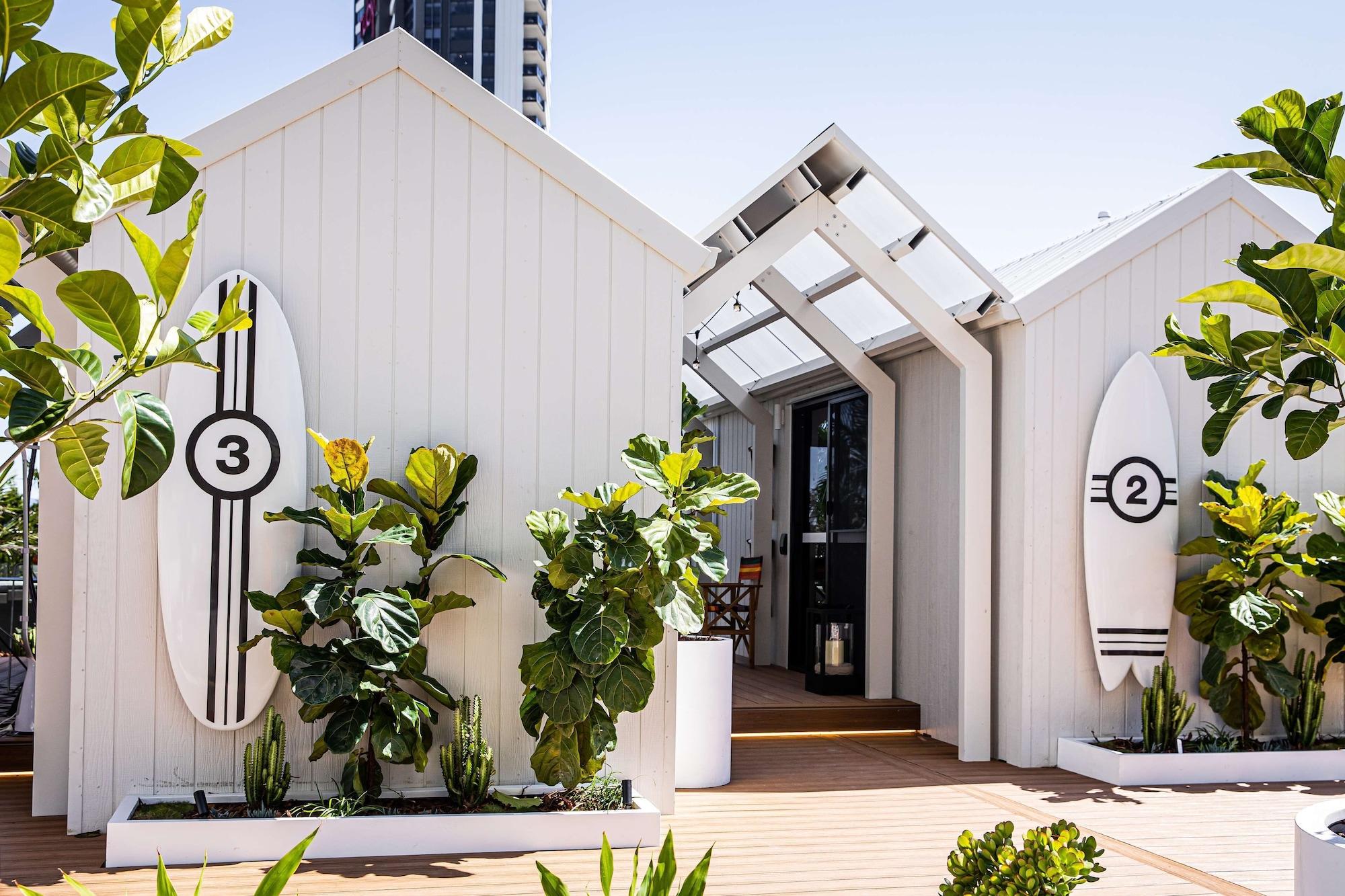 Vista Exterior QT Gold Coast