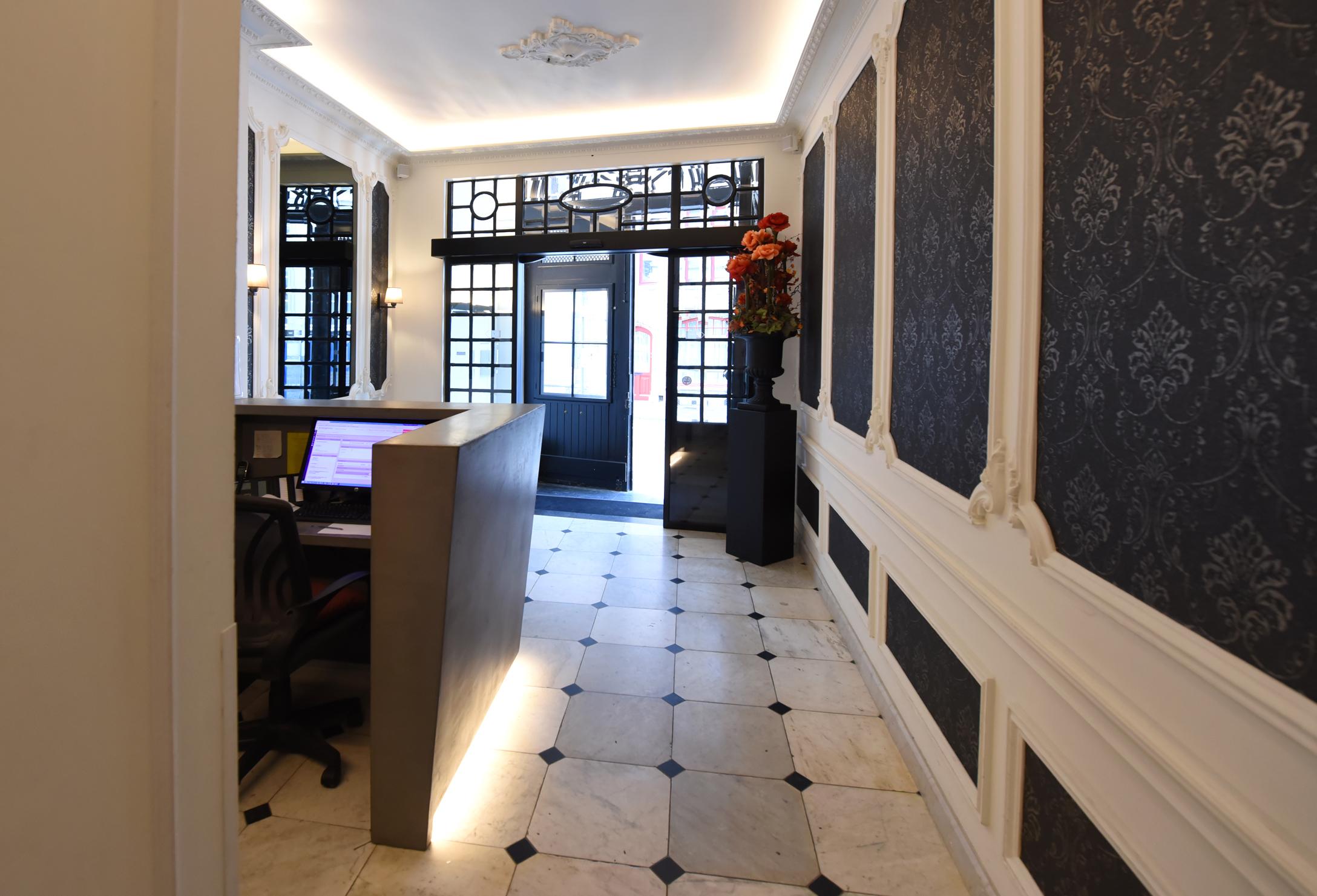 Vista Lobby Hotel du Theatre