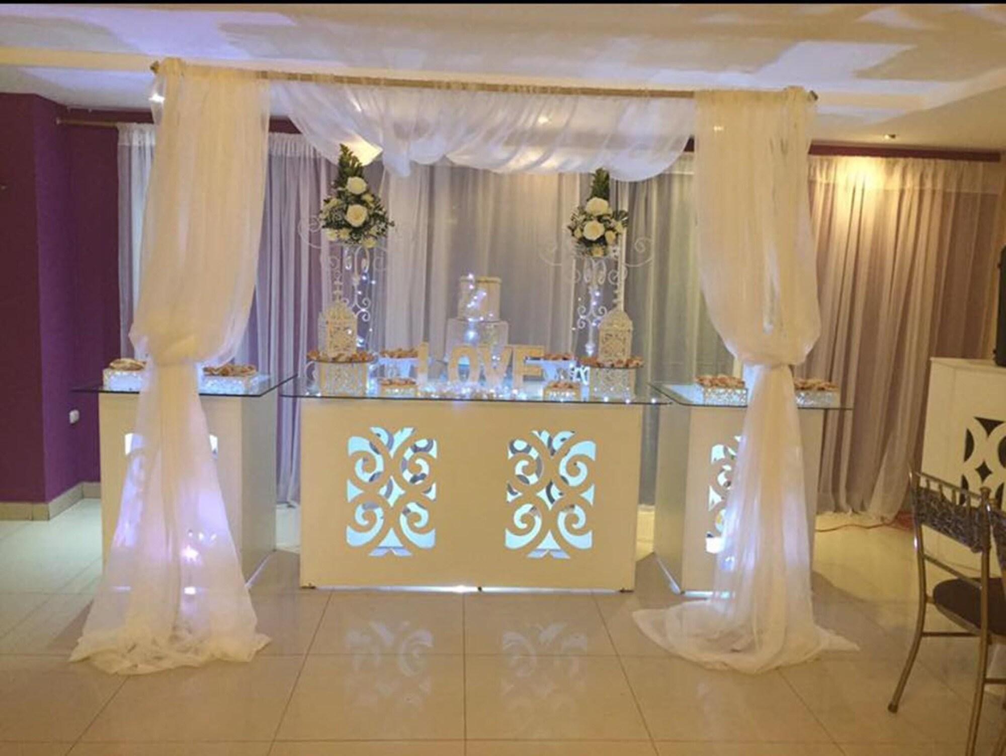 Salón de Baile Hotel Cachari