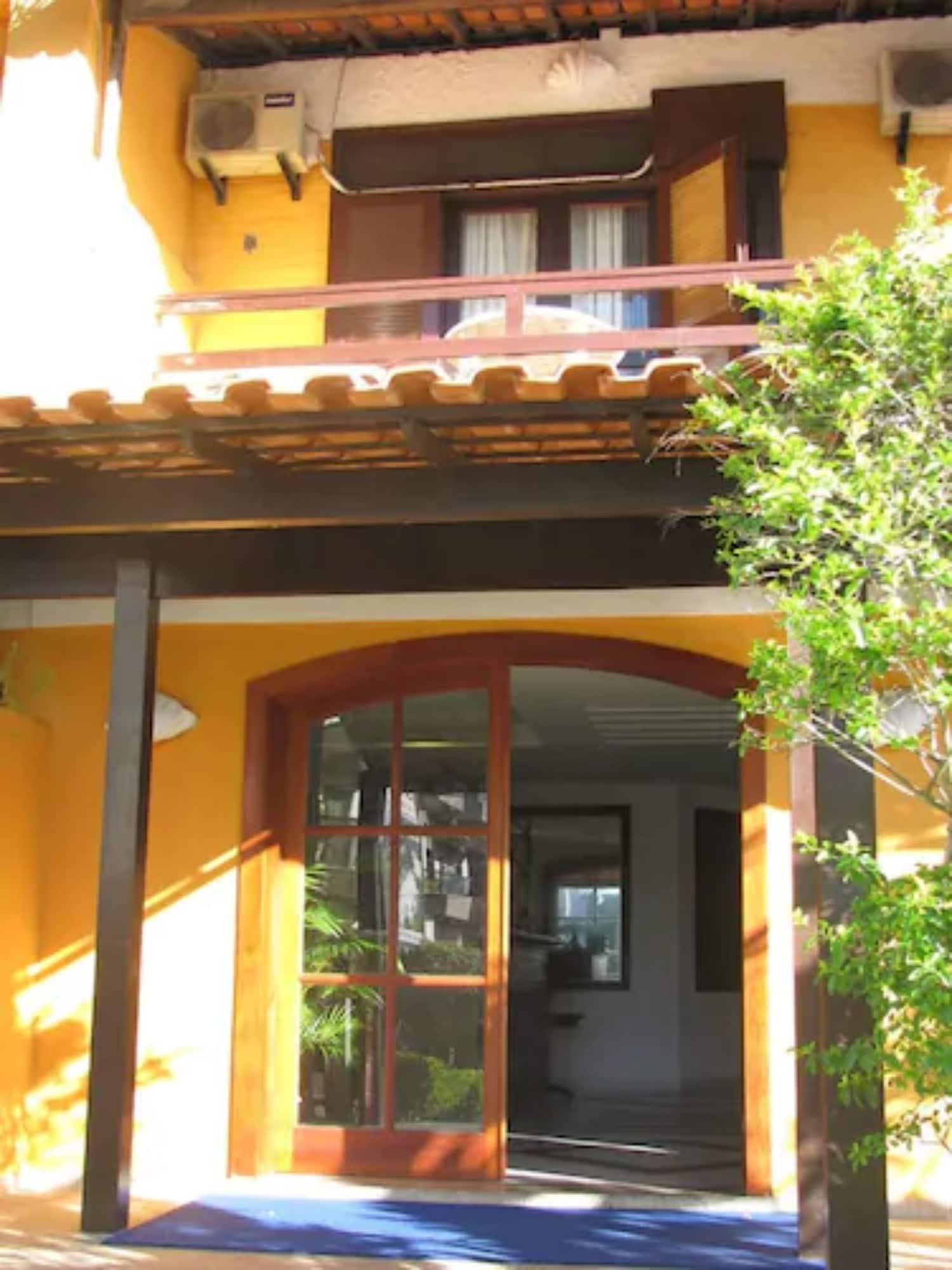 Vista Exterior Hotel La Brise