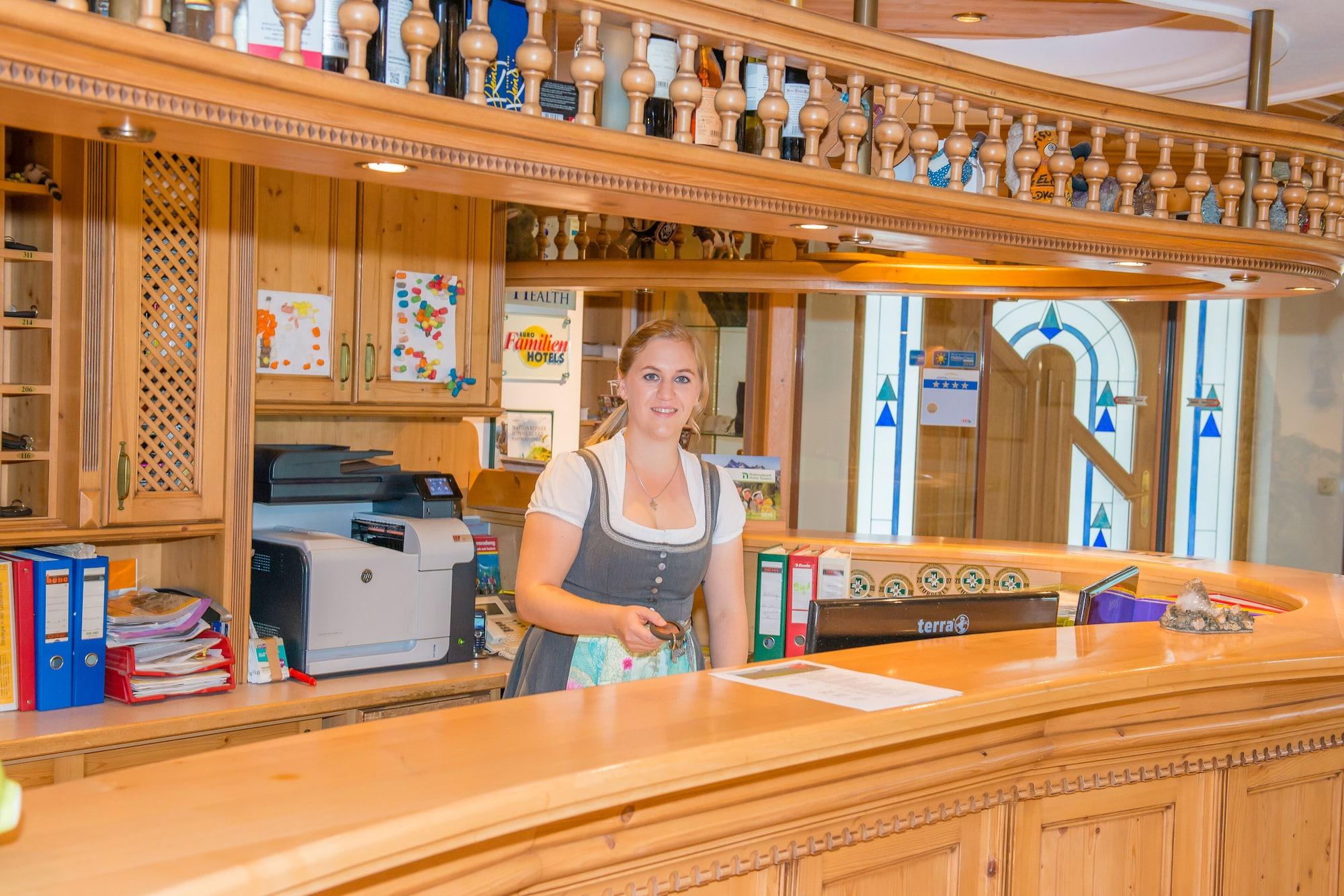 Vista Lobby Hotel Grundlhof