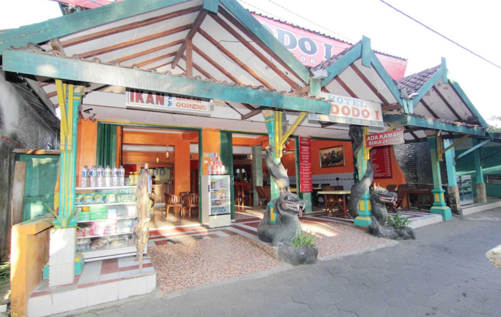 Vista Exterior HOTEL WIDODO 1 TUSTIYANI PARANGTRITIS