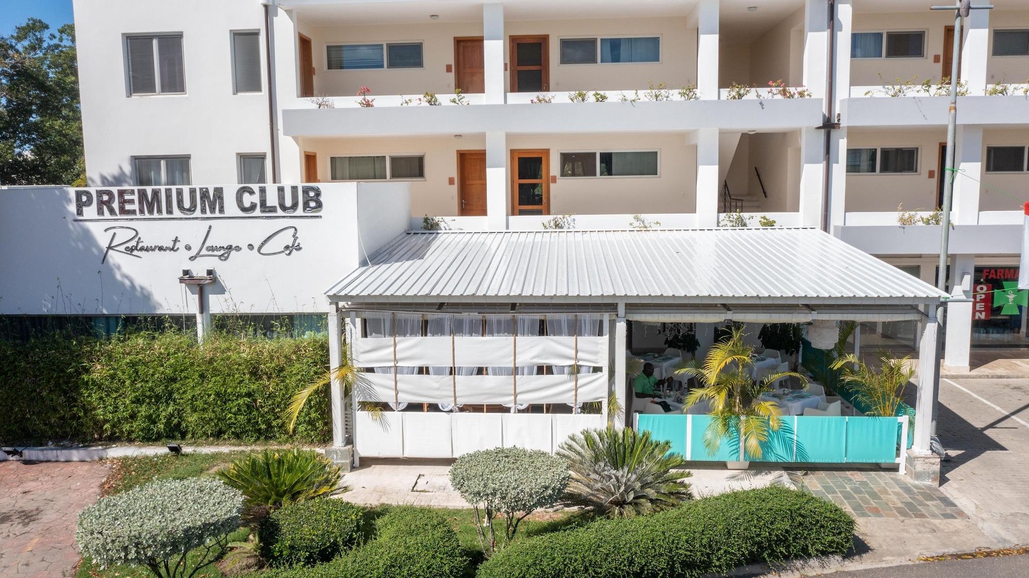 Restaurant Instyle Residences at Infiniti Blu