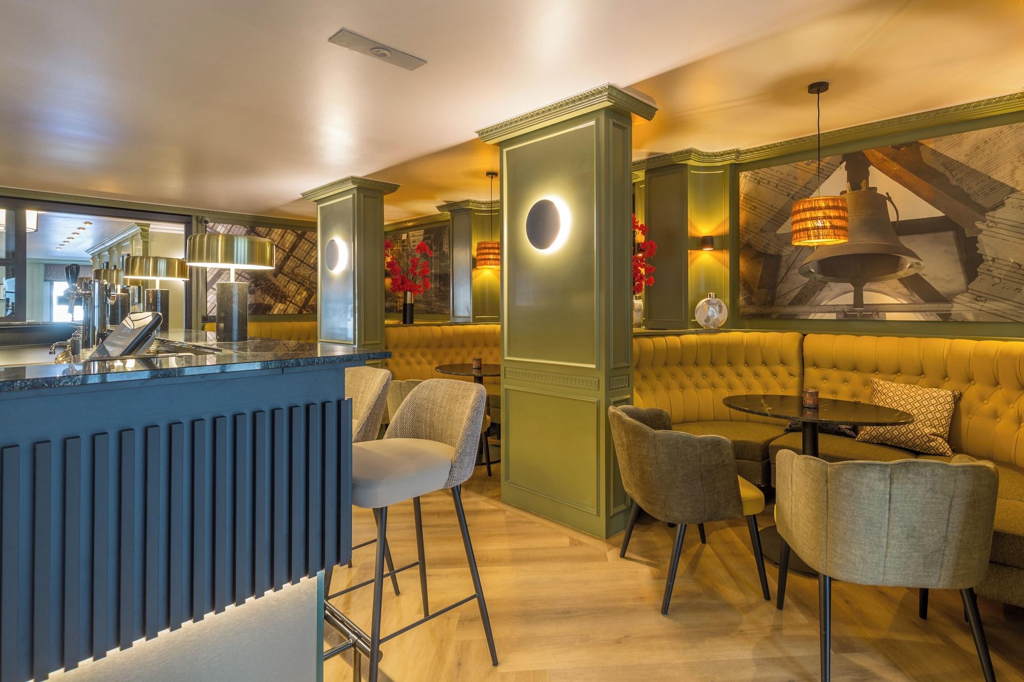 Bar/Salón Leonardo Hotel Antwerp The Plaza