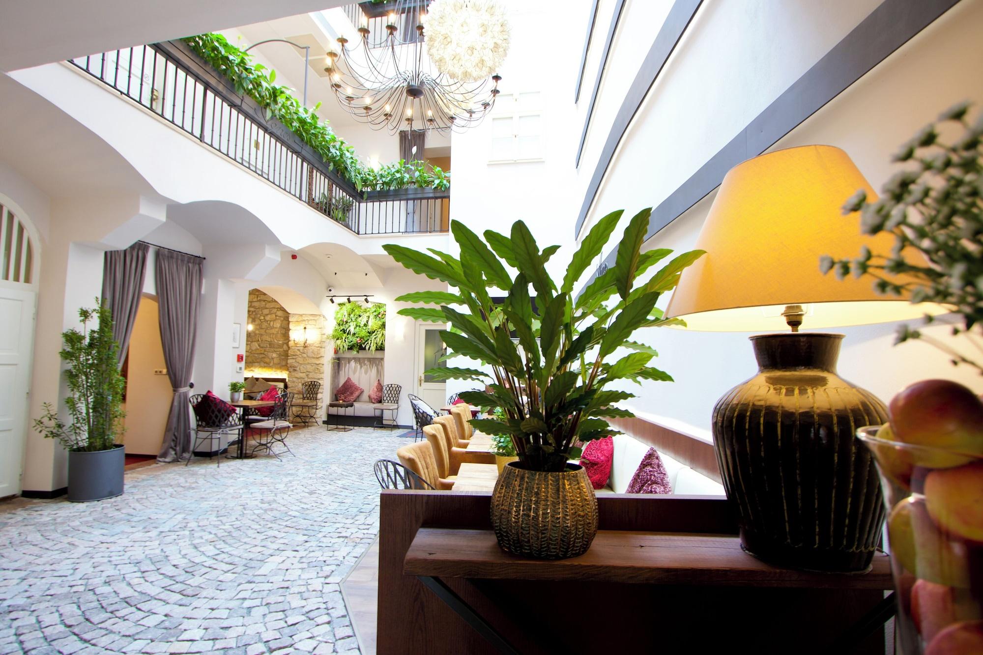 Varios Hotel Residence Agnes