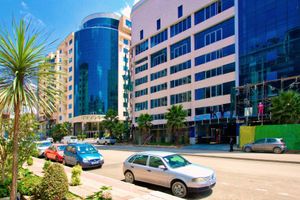 Alojamiento - Elilly International Hotel