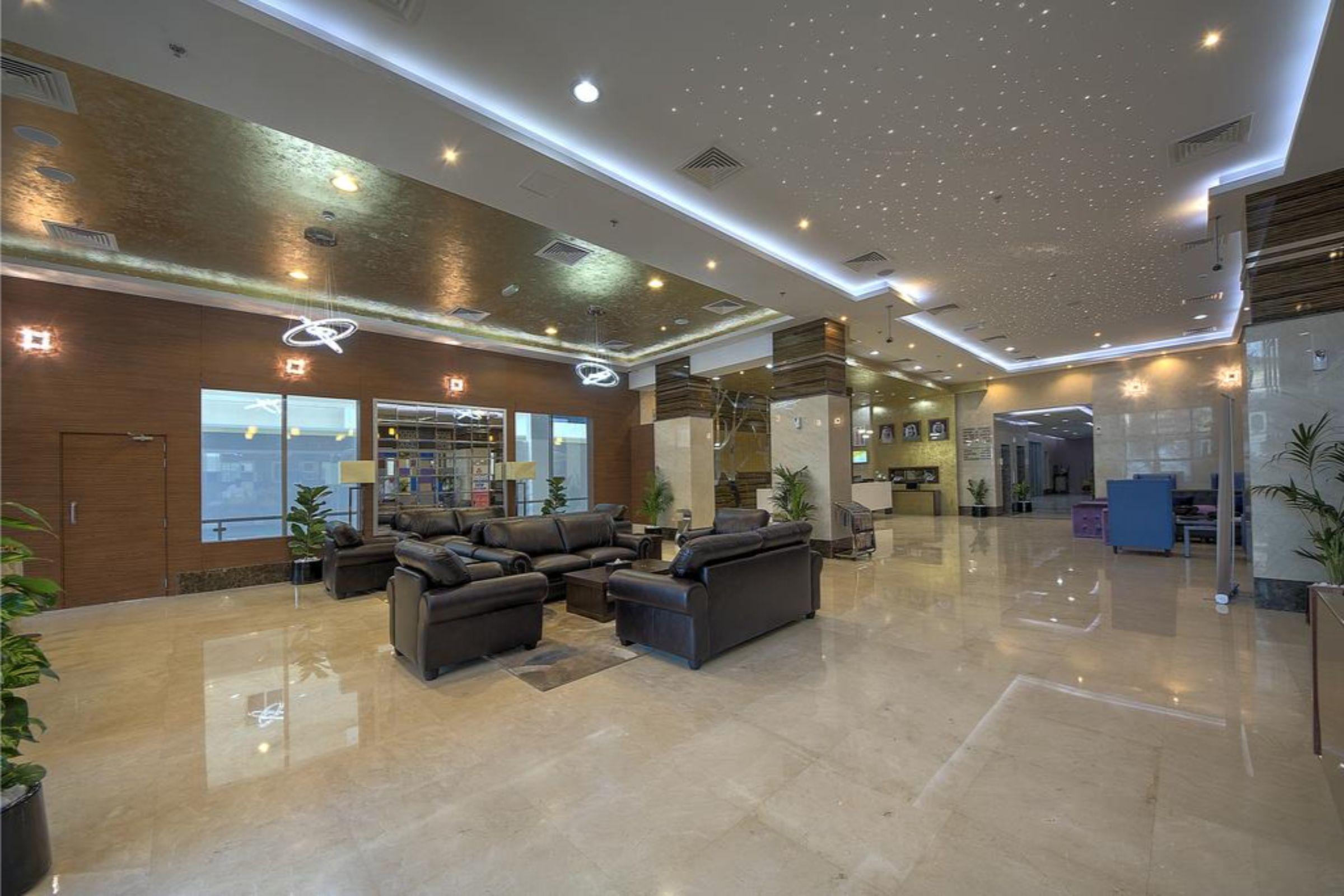 Vista Lobby Orchid Vue Hotel