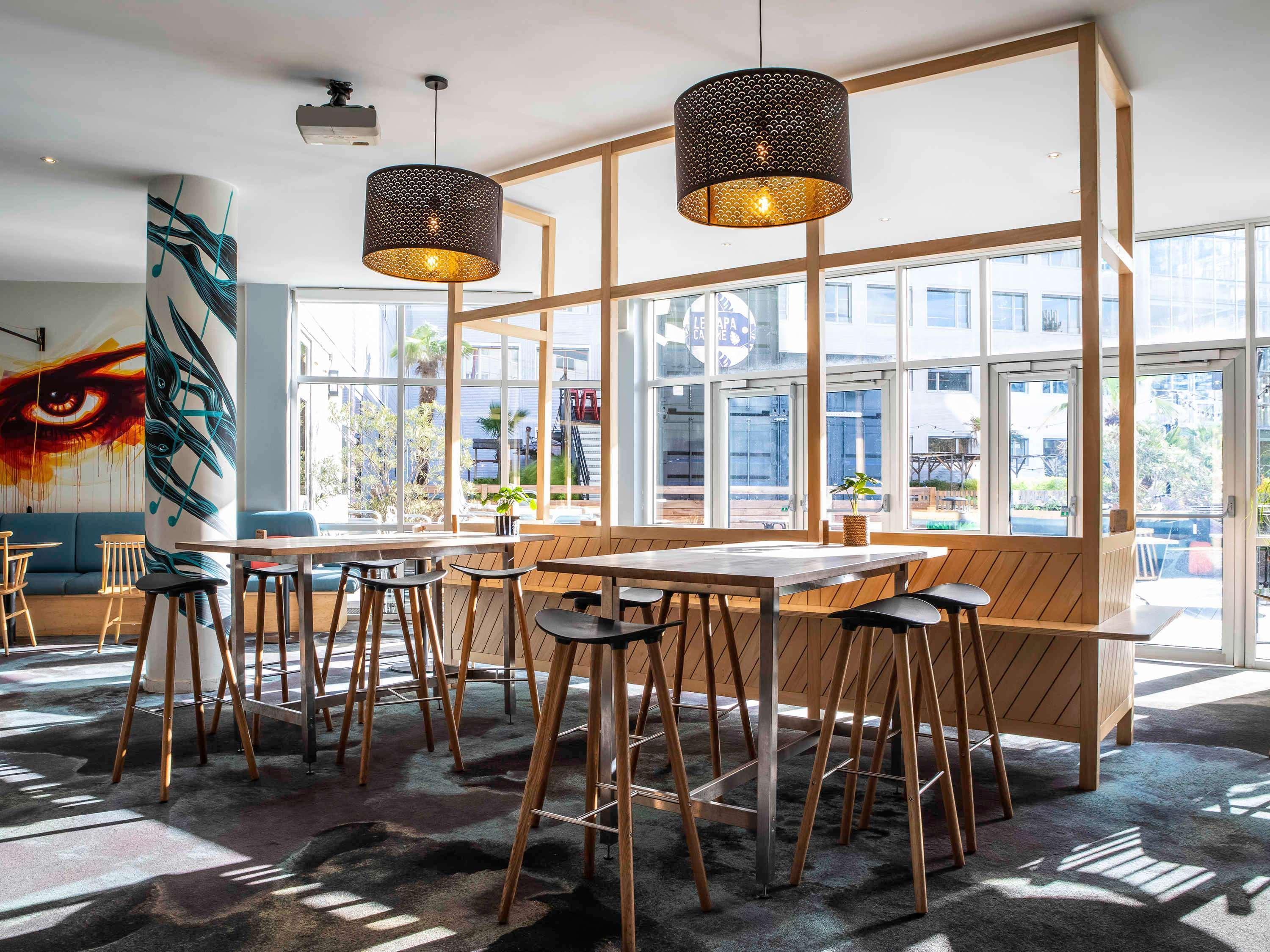 Bar/Salón ibis Styles Paris Bercy