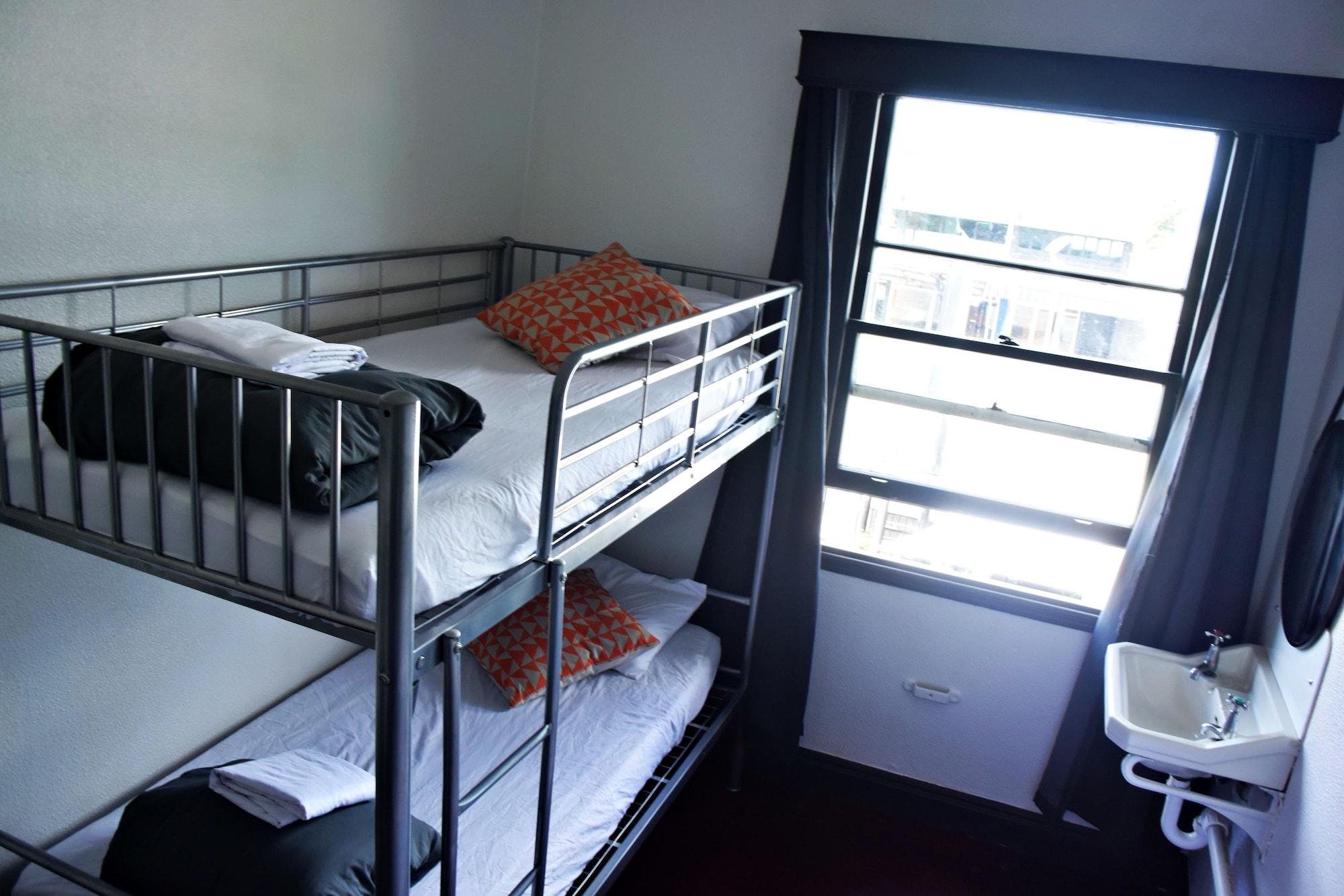 Equipamiento de Habitación BoBs Hostel