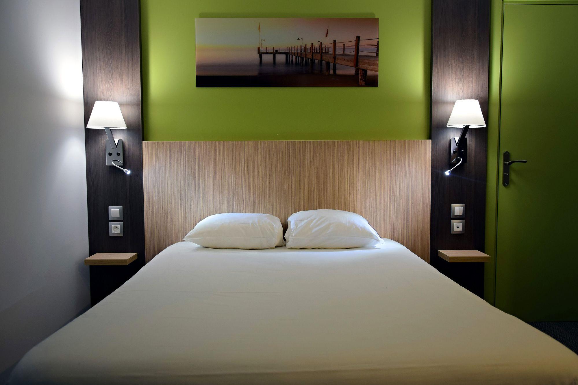 Varios Contact Hotel Le Seino Marin