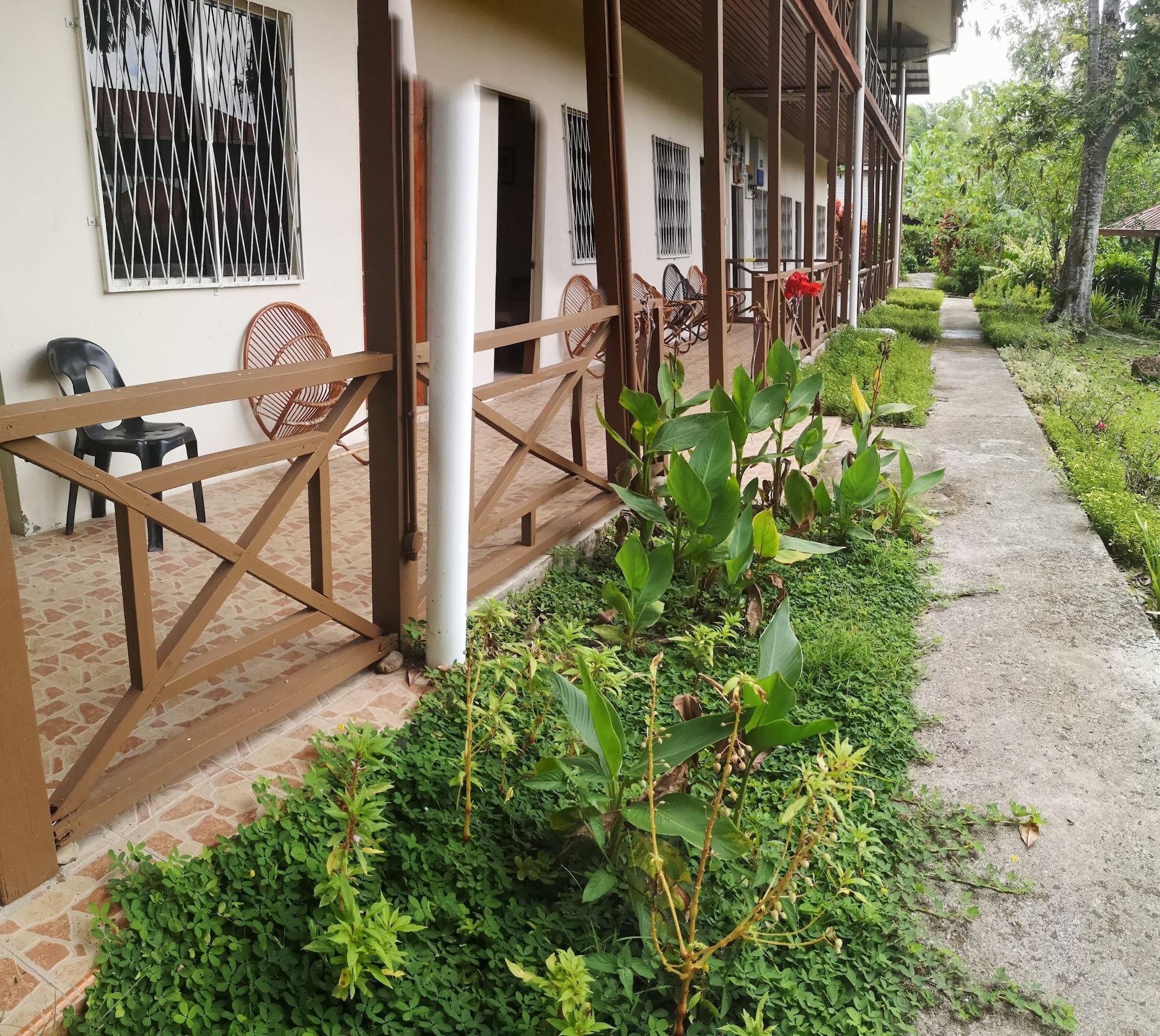 Varios Slagon Homestay