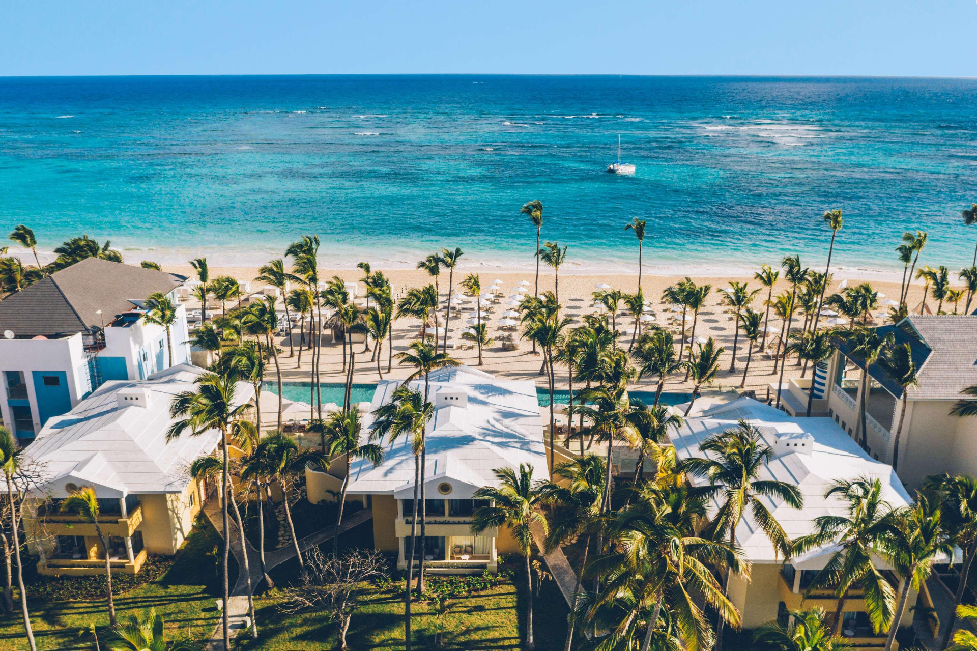 Vista Exterior Iberostar Selection Coral Bávaro - All Inclusive