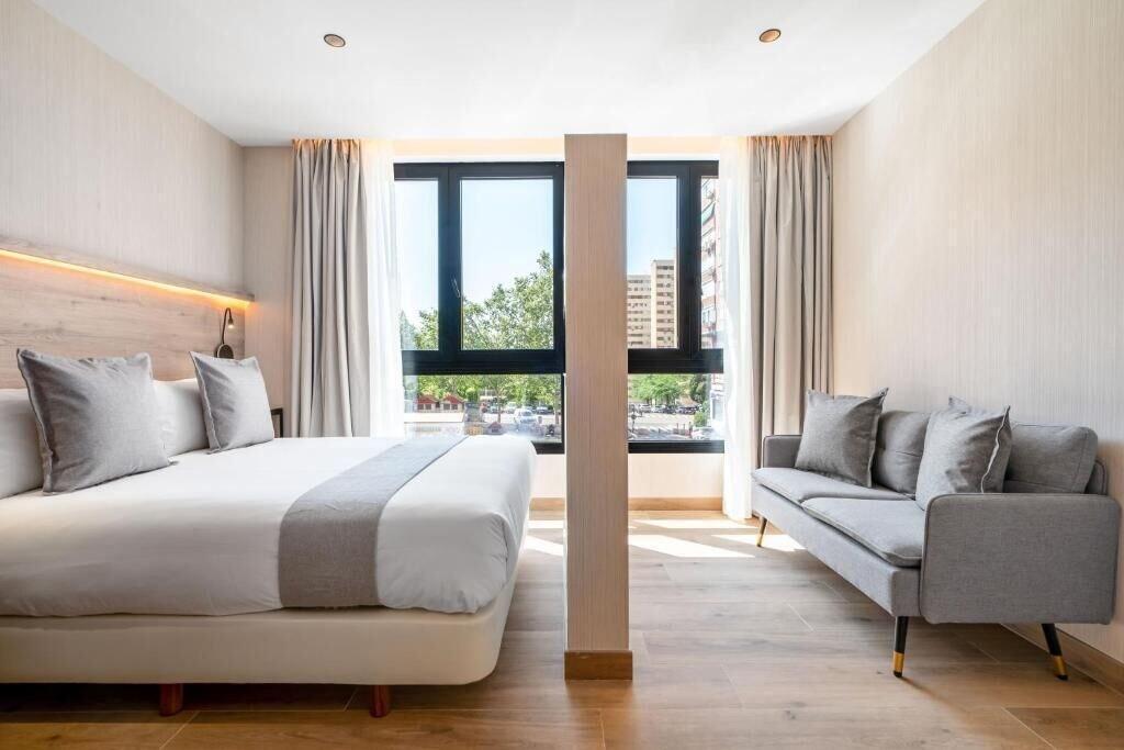 Varios Dobo Madrid Betanzos