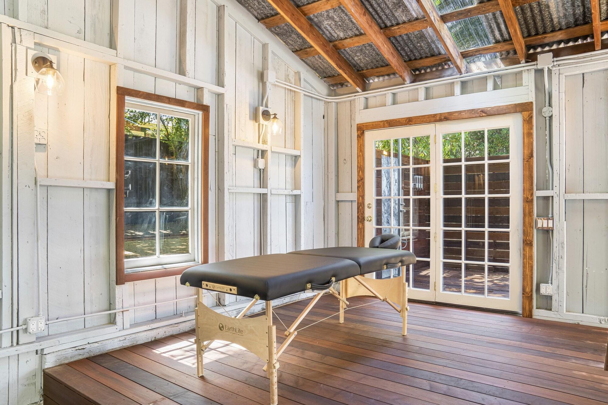 Spa The New Hope Merrill House