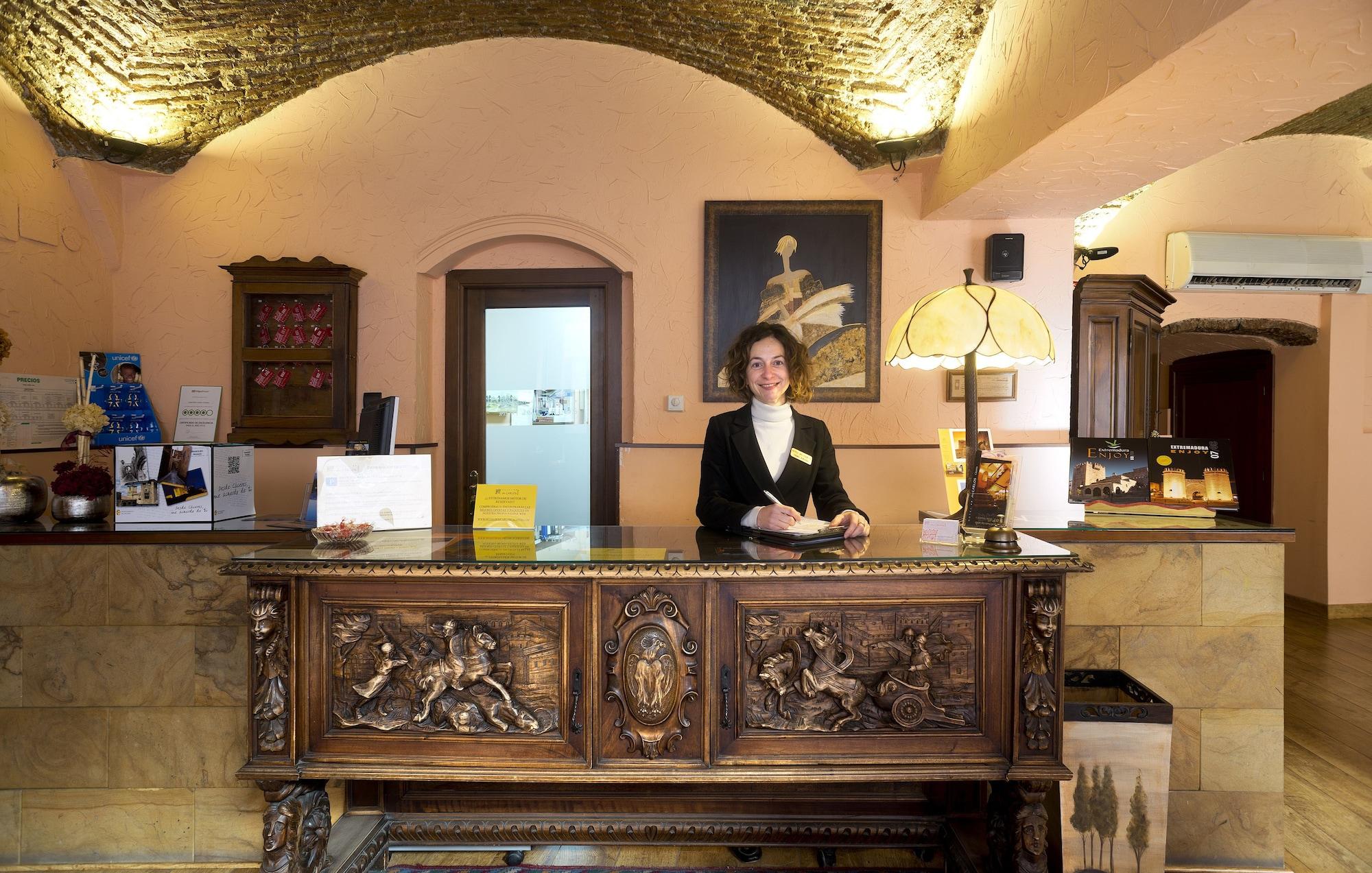Vista Lobby Don Carlos Cáceres