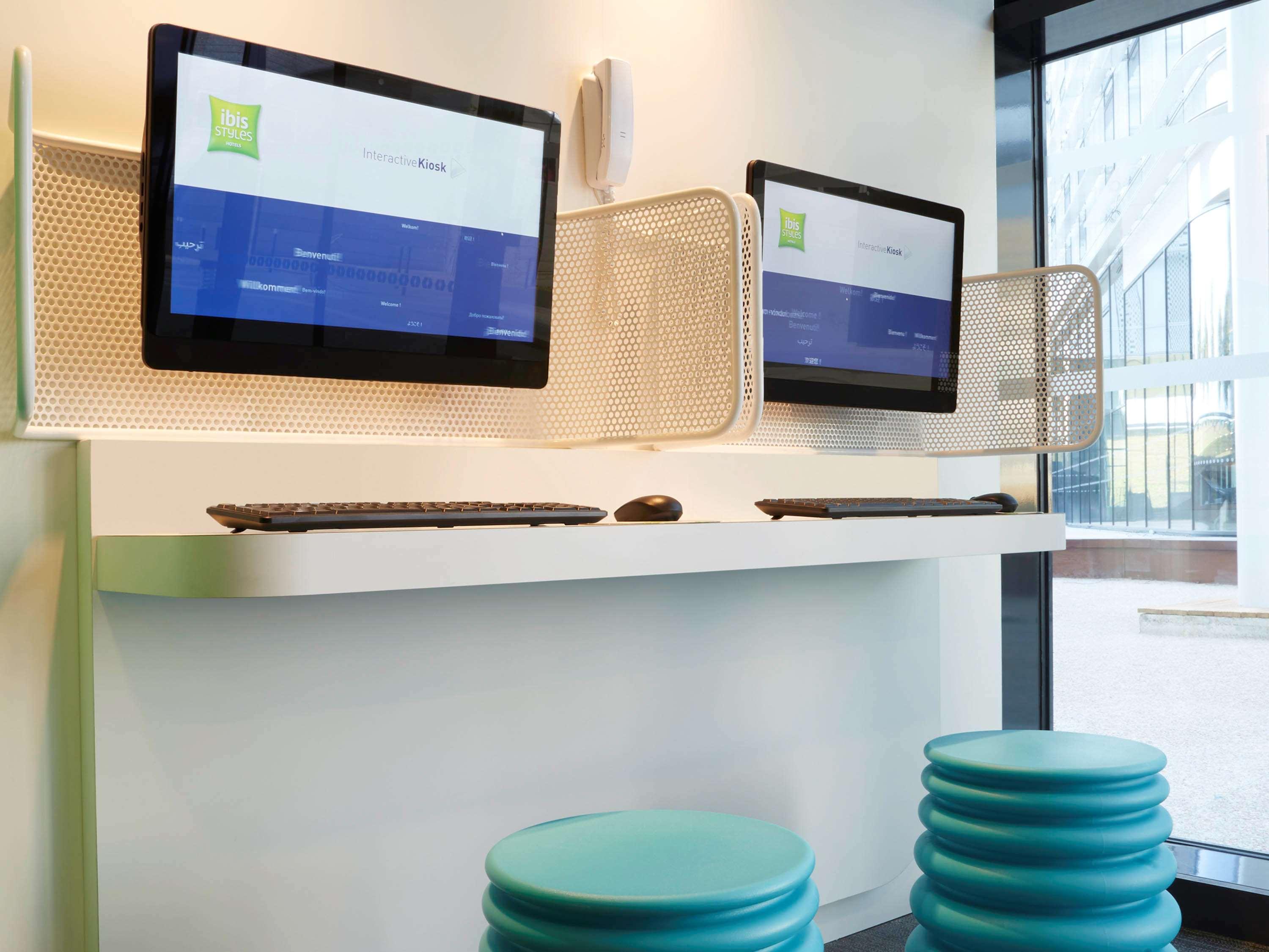 Vista Lobby ibis Styles Paris Charles-de-Gaulle Airport