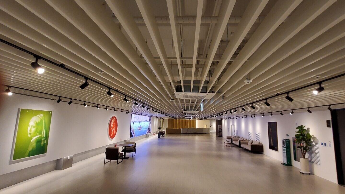 Vista Lobby Ramada Plaza by Wyndham Jaeun