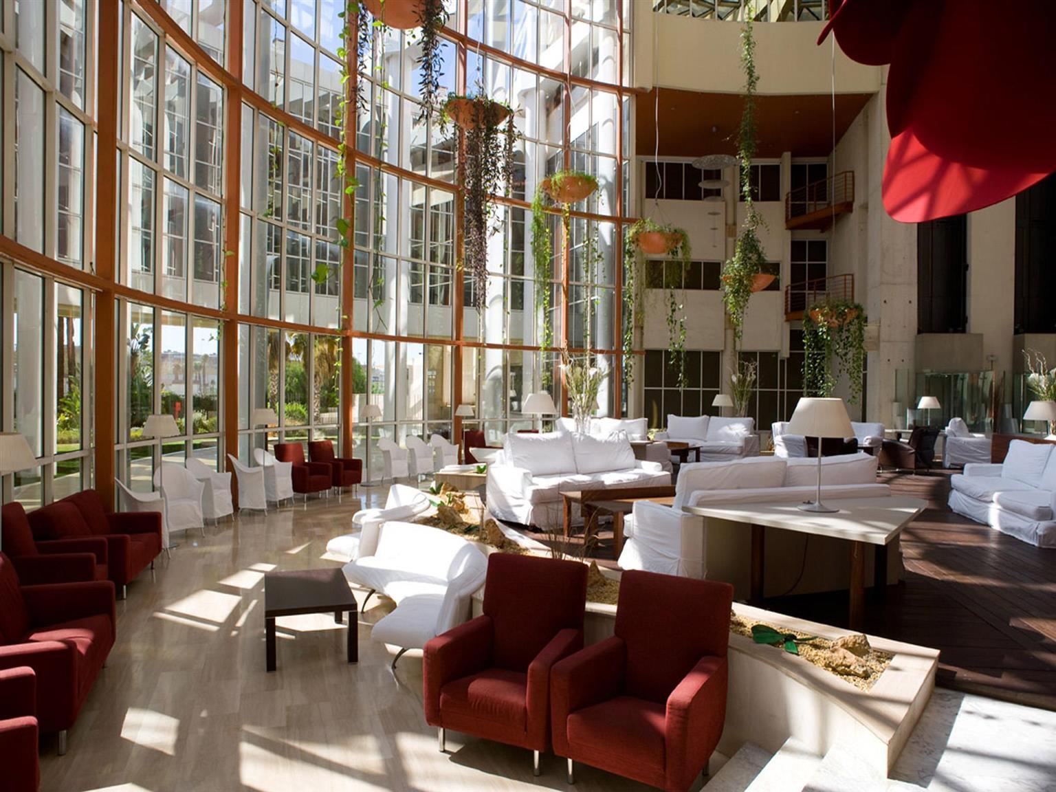 Vista do lobby Silken Al Andalus Palace Hotel