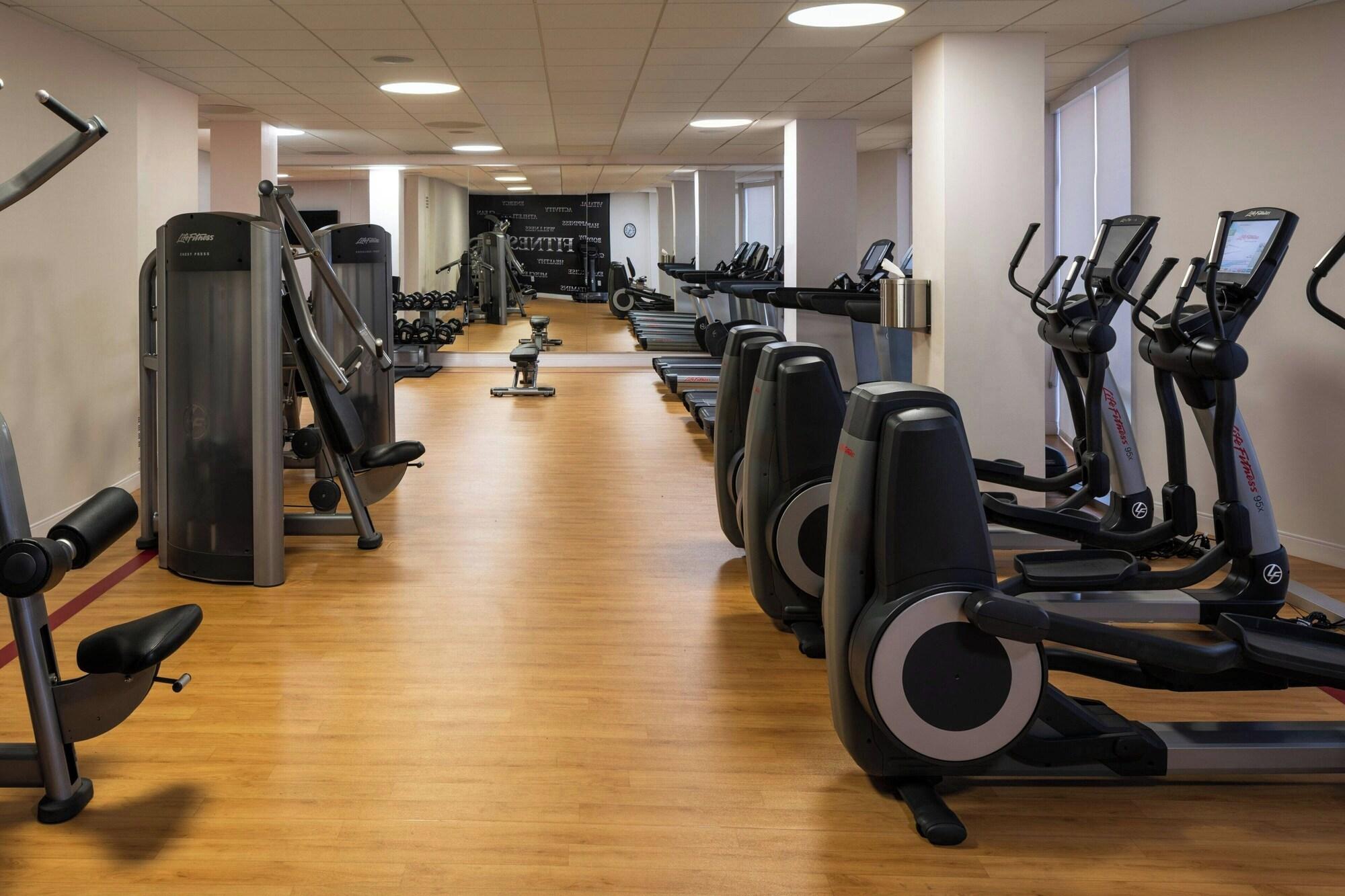 Gimnasio Sheraton Dallas Hotel by the Galleria