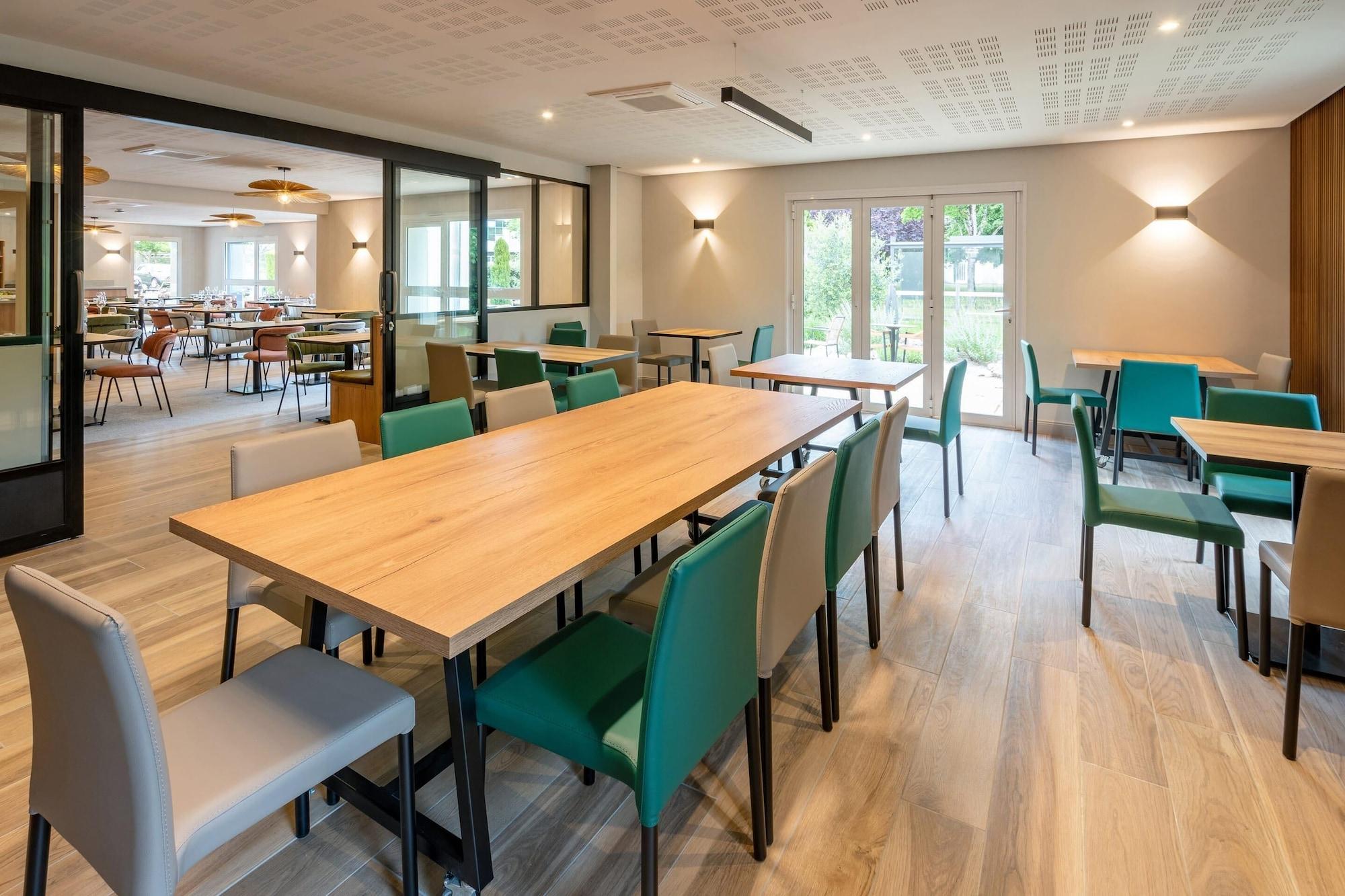 Sala de Reuniones Sure Hotel by Best Western Tours Sud