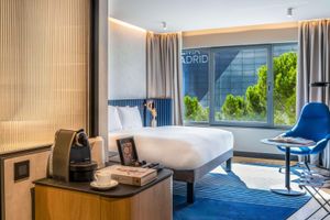Alojamiento - Hotel Pullman Madrid Airport & Feria