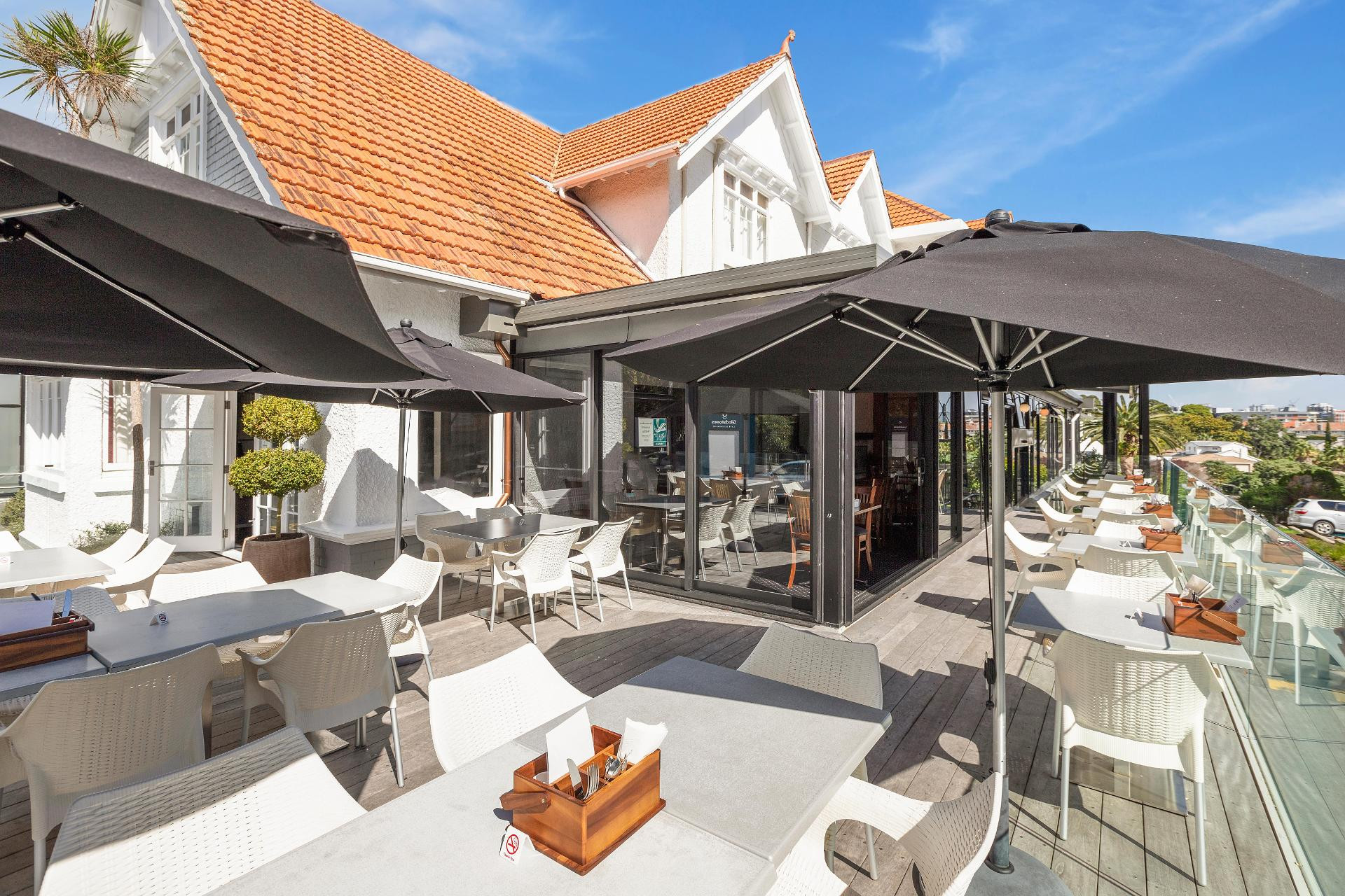 Restaurant The Parnell Hotel & Conference Centre