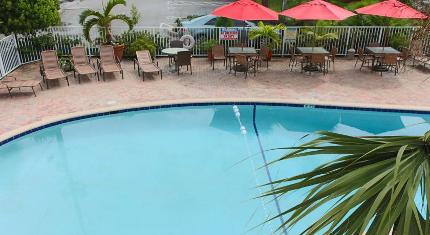 Hotel Collins Hotel
