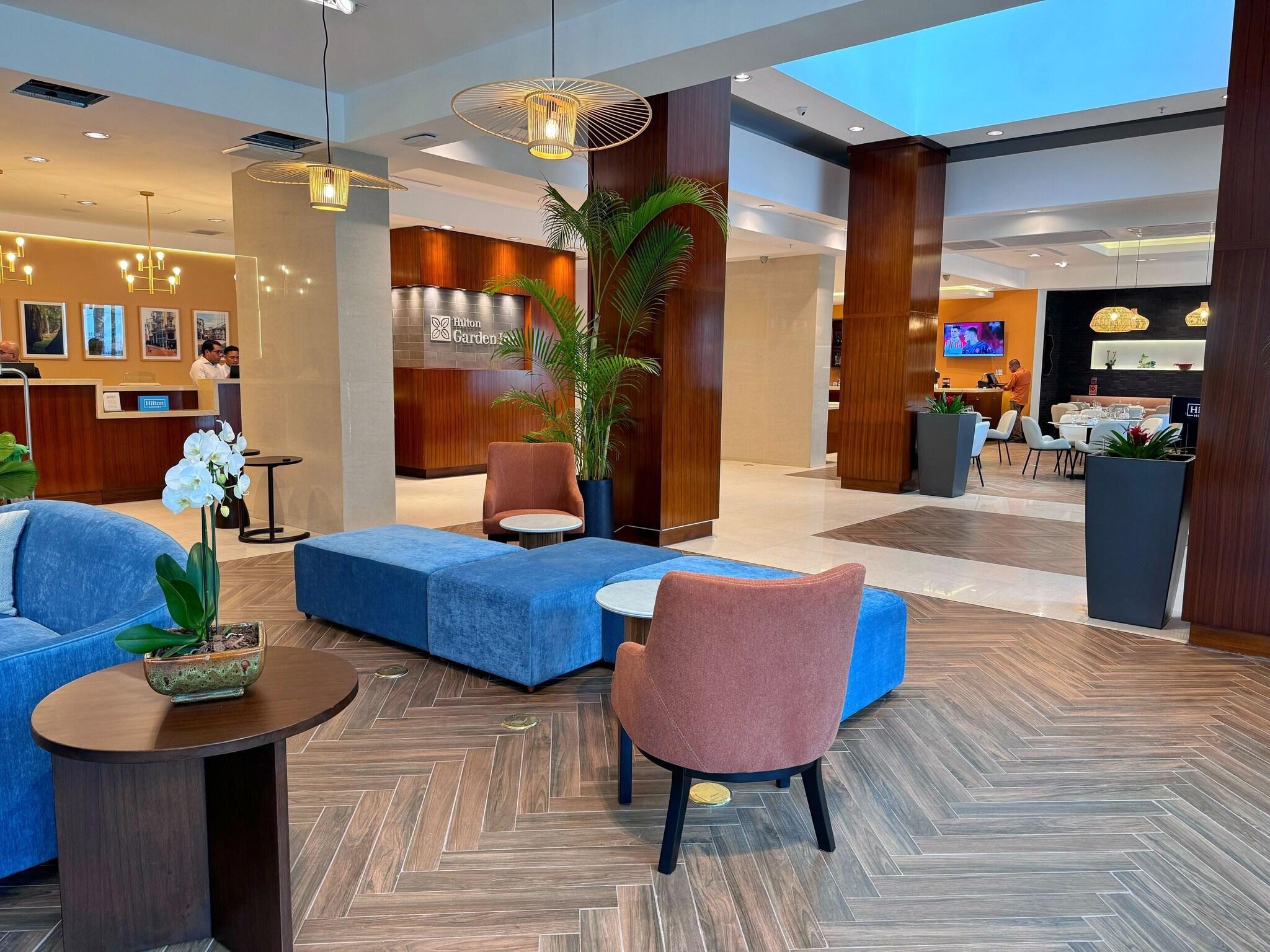 Vista Lobby Hilton Garden Inn Panama City Downtown, Panama