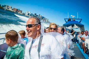 Actividad - Paseo en lancha CODZILLA Thrill Boat