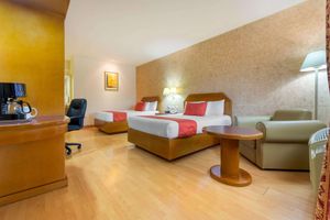 Alojamiento - Comfort Inn Monterrey Norte