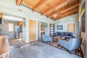 Alquiler Vacacional - Cozy 1-bedroom pet friendly apartment in enchanting Chattanooga with WiFi, AC