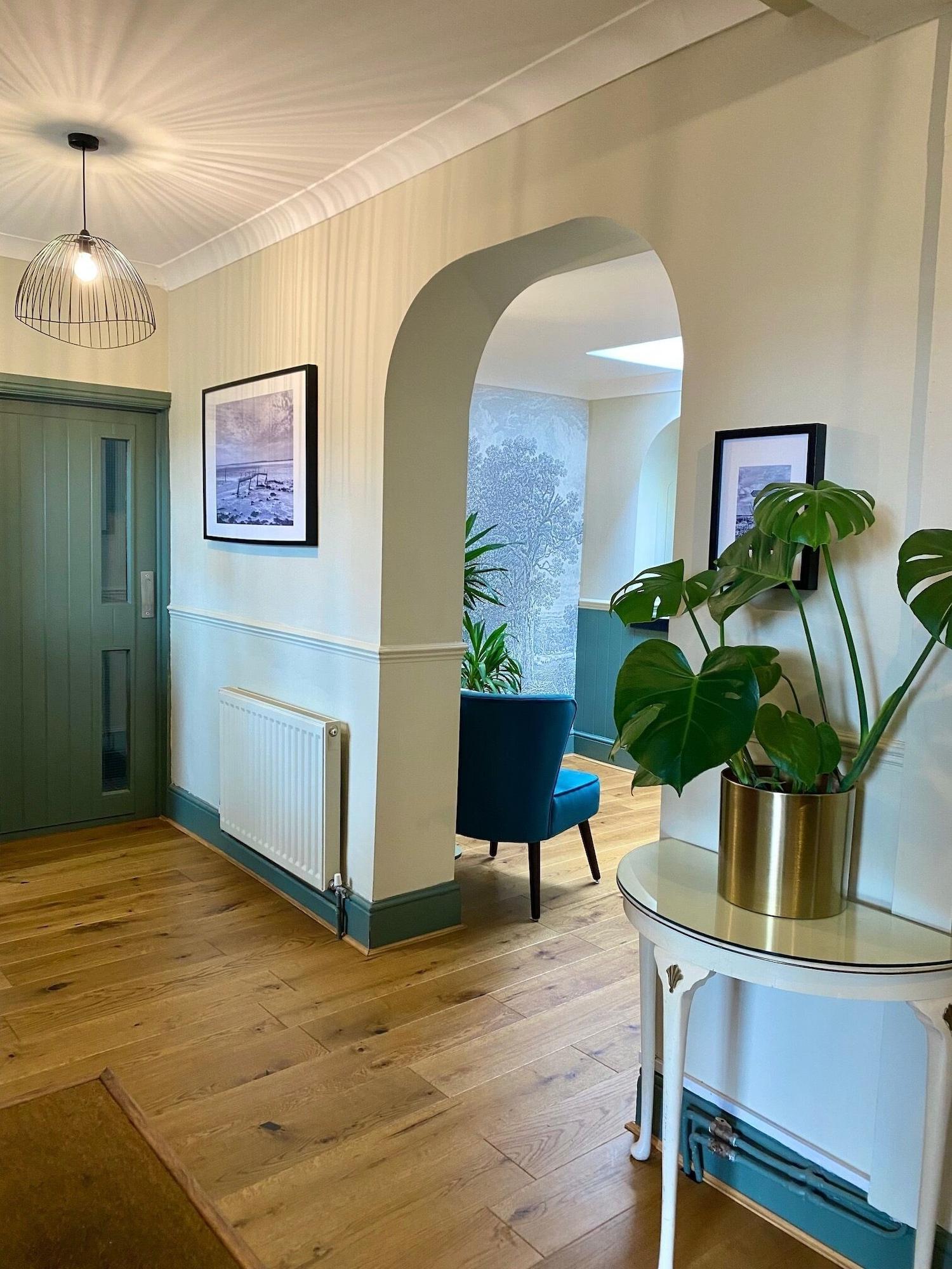 Vista Lobby The Emsworth Hotel