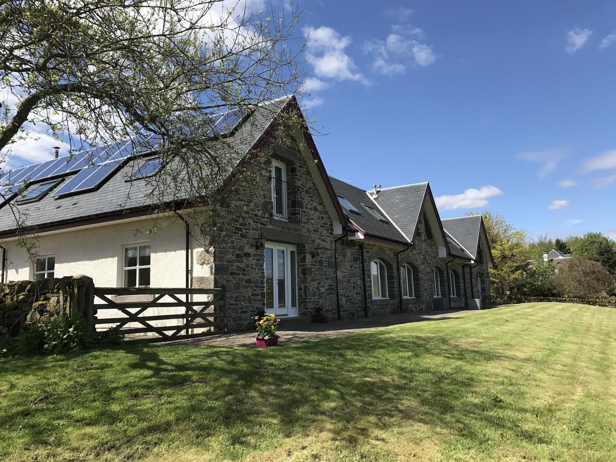 Vista Exterior Errichel House and Cottages