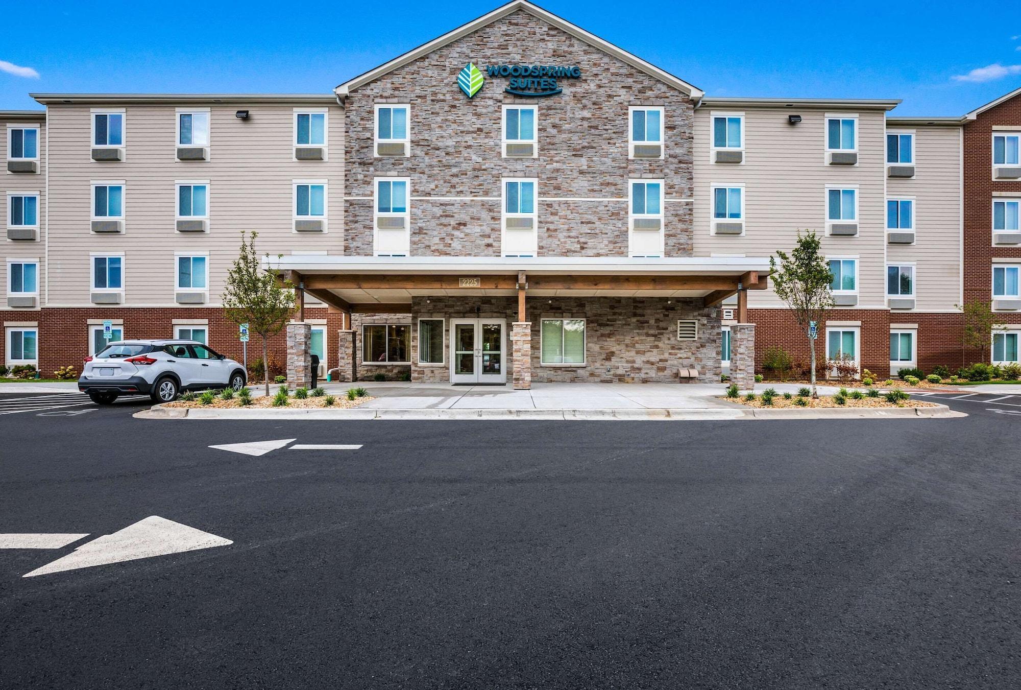 Varios WoodSpring Suites Elgin - Chicago