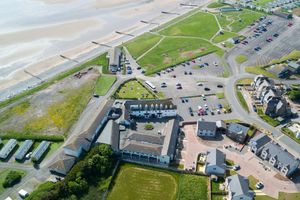 Alojamiento - Seacote Hotel