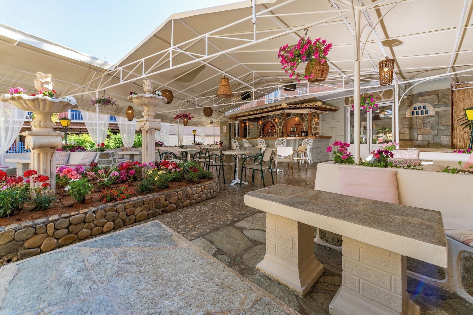 Vista Exterior Hotel Sirena Beach