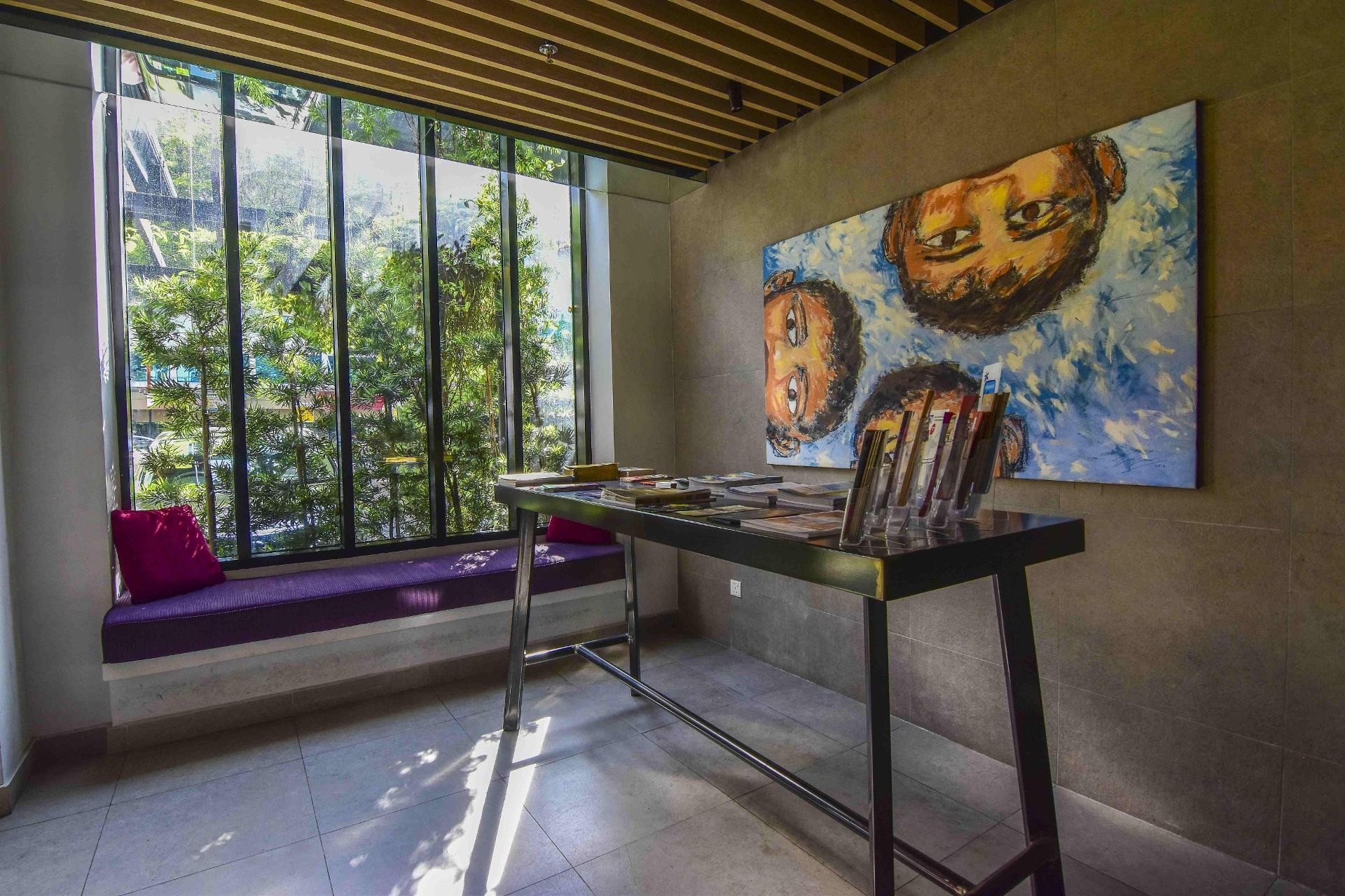 Vista Lobby Travelodge Georgetown