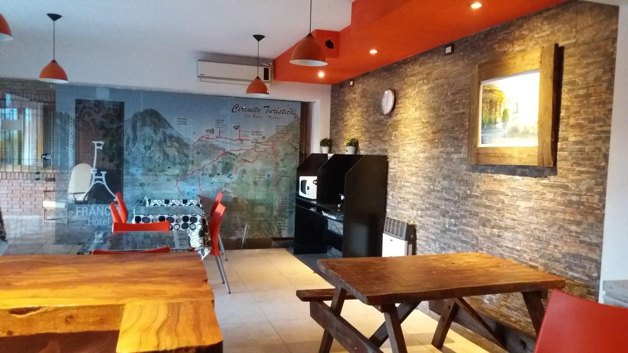 Comodidades del Alojamiento Hotel Francia