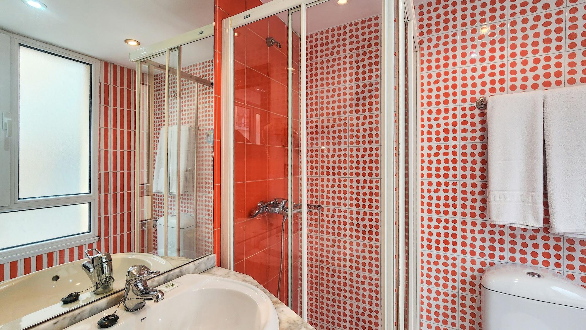 Equipamiento de Habitación Hotel Faranda Pathos Gijon, Ascend Hotel Collection