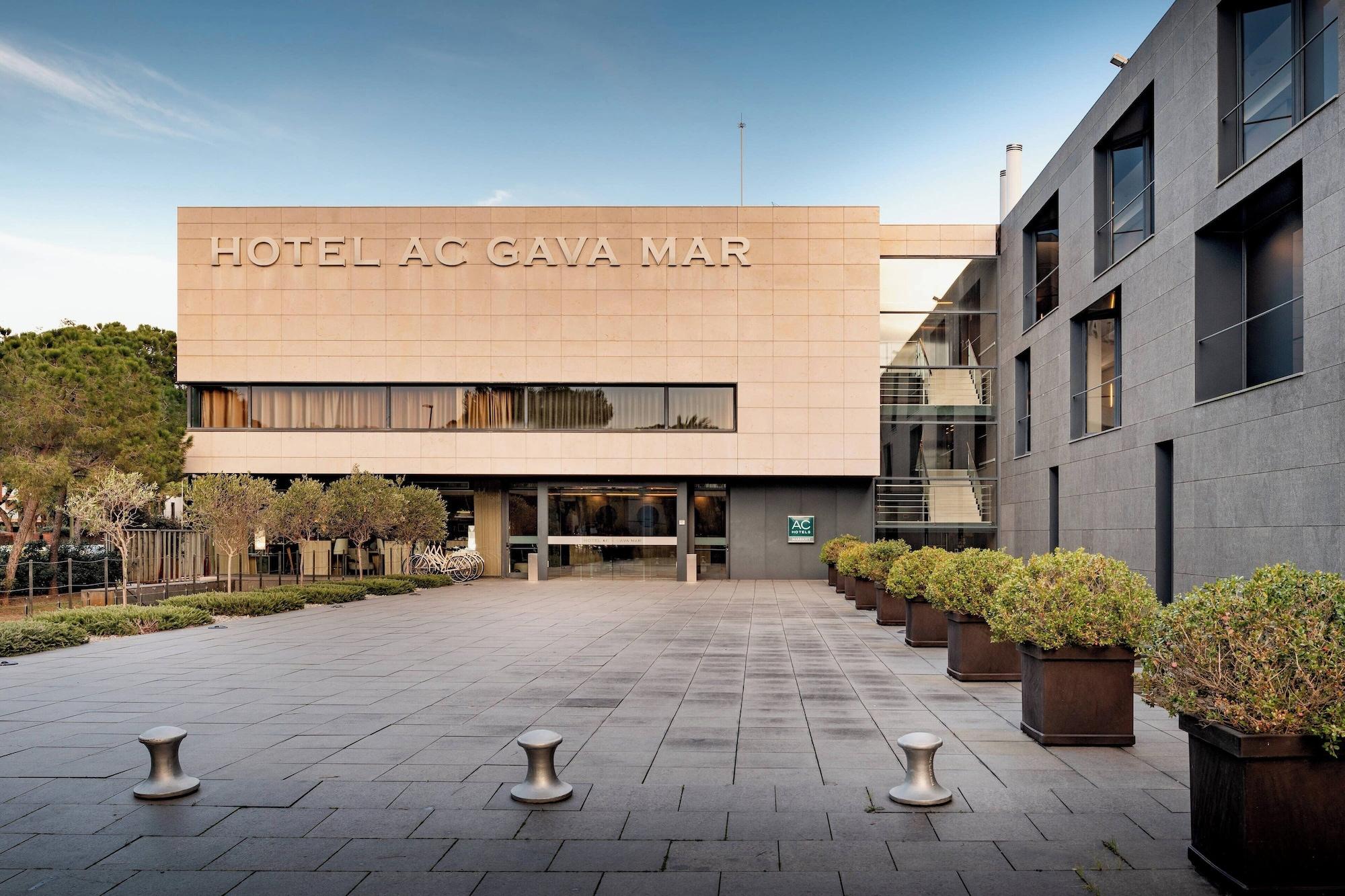 Vista Exterior AC Hotel Gava Mar