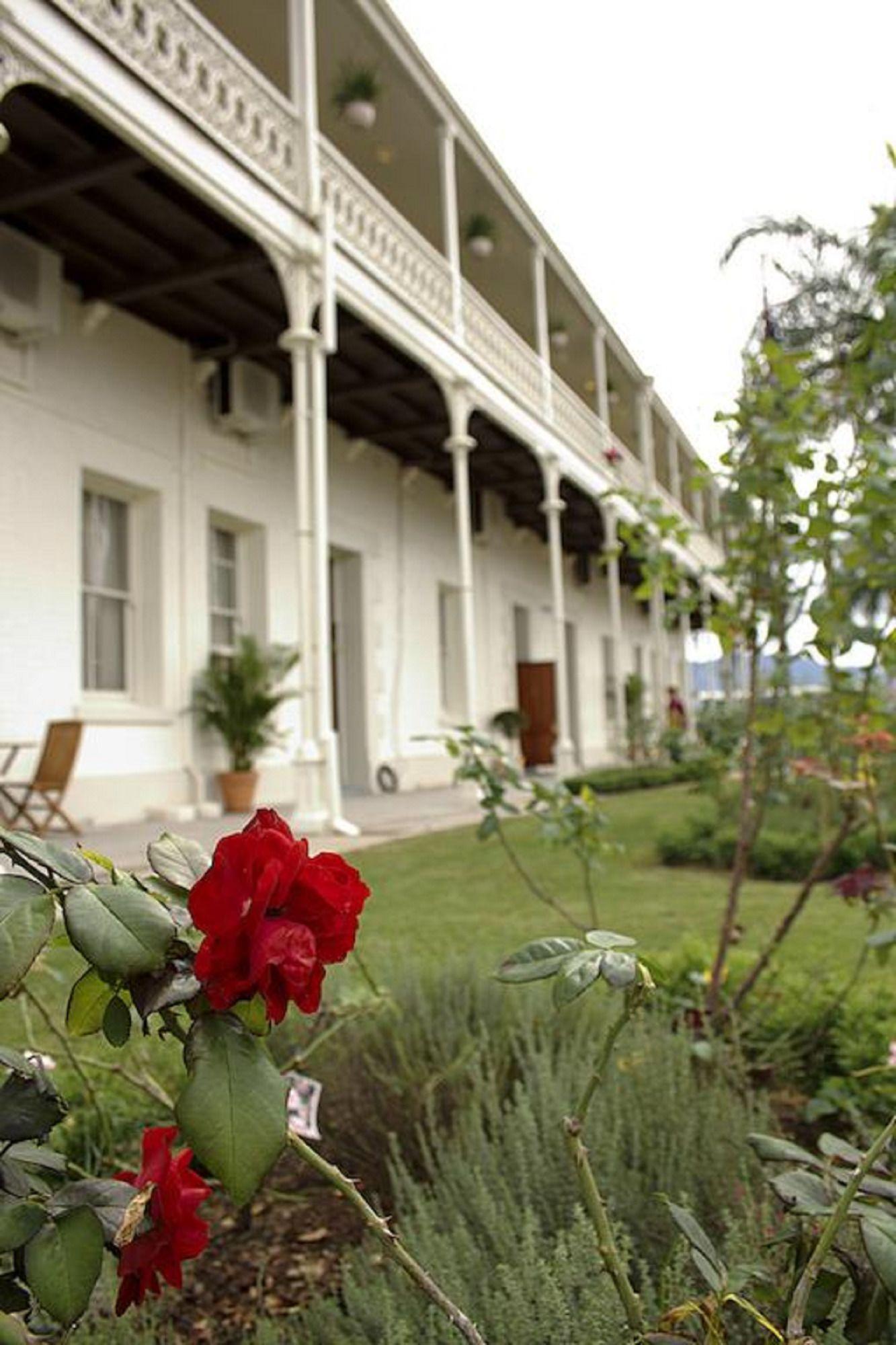 Vista Exterior Denison Boutique Hotel, an Ascend Hotel Collection Member