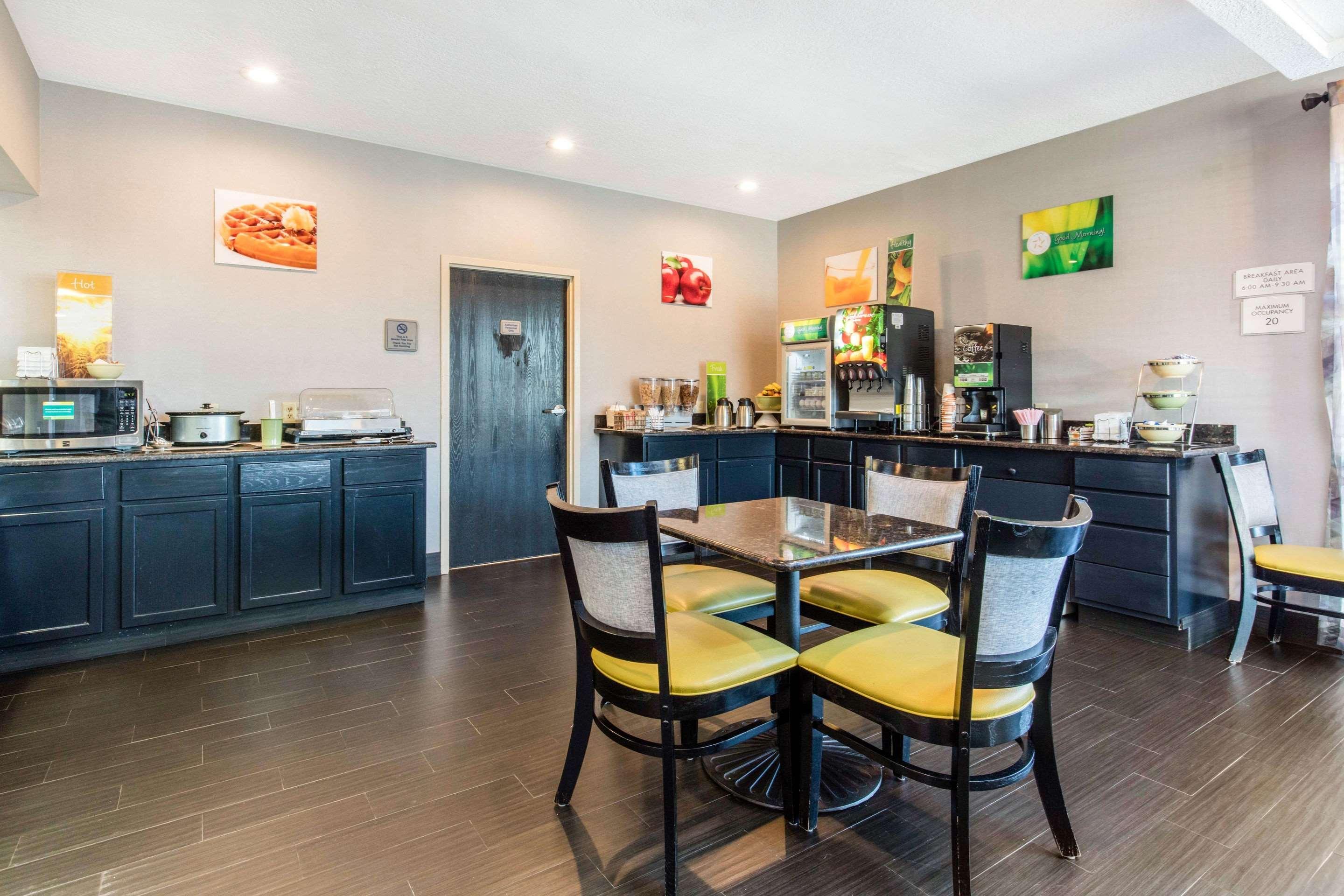 Restaurant Quality Inn Memphis Airport